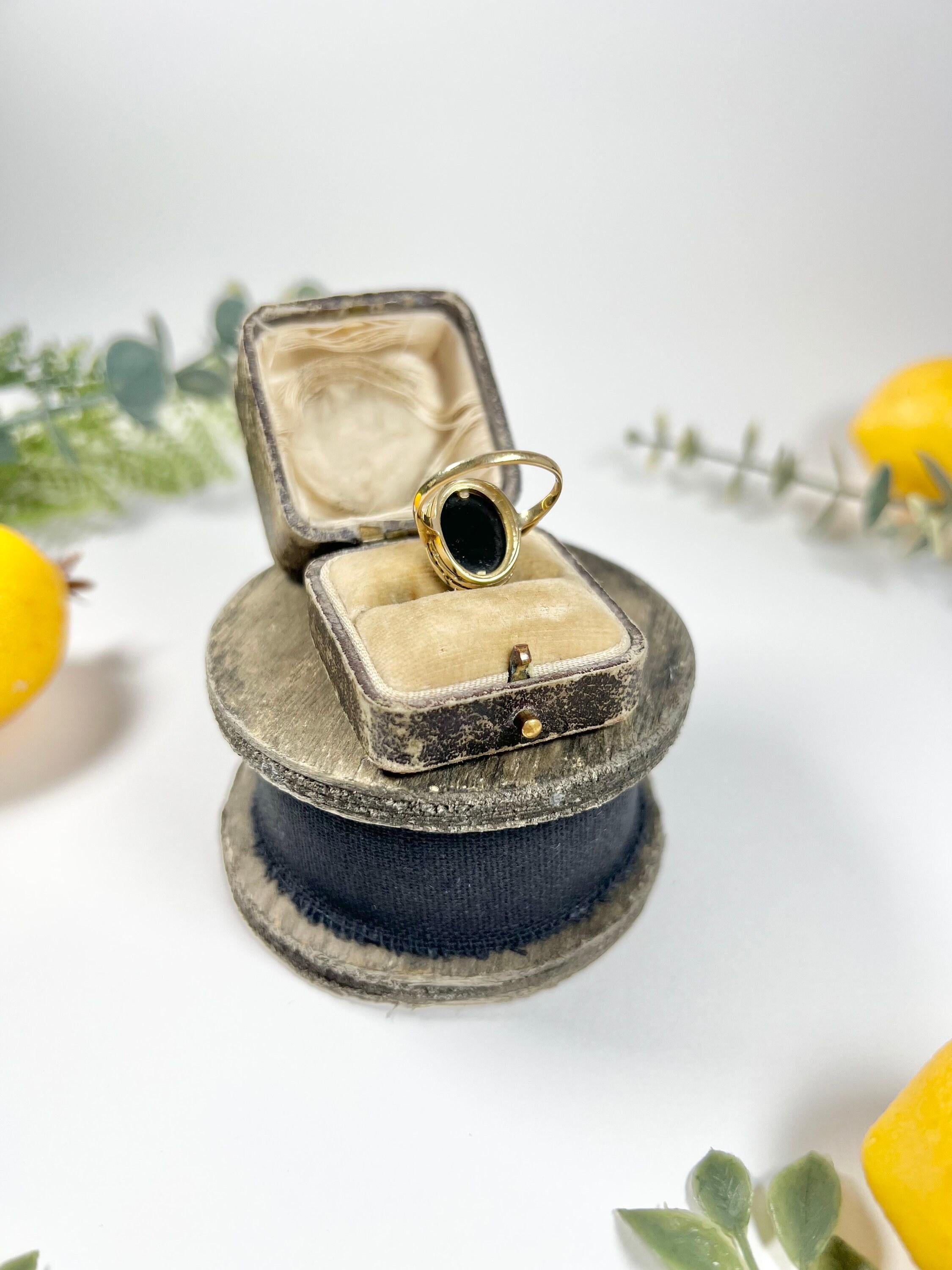Anillo Retrato Camafeo Victoriano de Oro 18ct Antiguo con Diamantes y Piedra Dura en venta 1