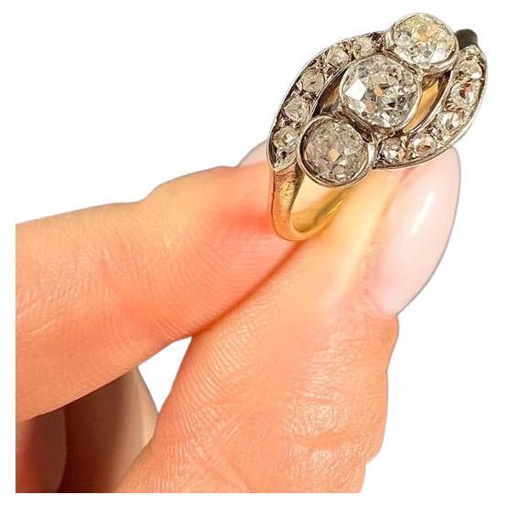 Antique 18ct Gold Edwardian, Diamond Three Stone, Trilogy Crossover Ring