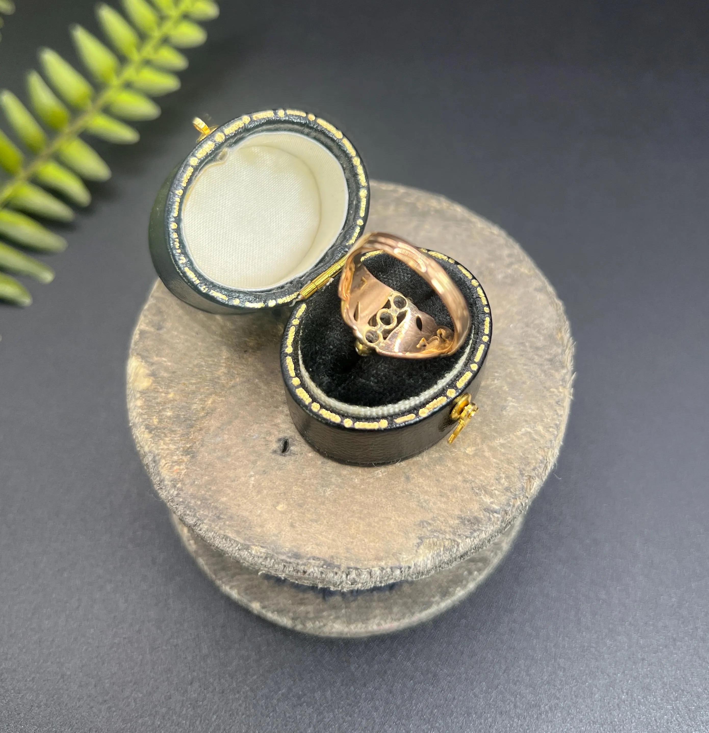 Antique 18ct Rose Gold, Art Nouveau Three Stone Diamond Ring For Sale 1