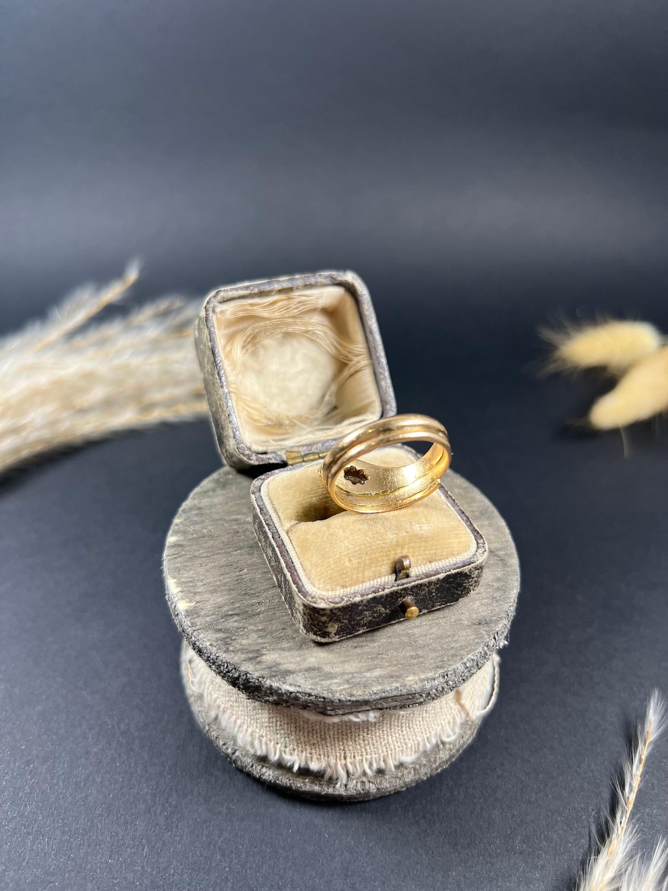 Antique 18ct Rose Gold, Georgian Rose Cut Diamond & Ruby Snake Ring For Sale 6