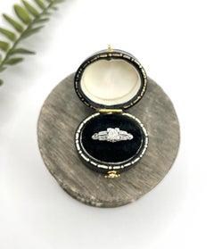 Antique 18ct White Gold, 0.20ct Diamond Ring with Diamond Shoulders