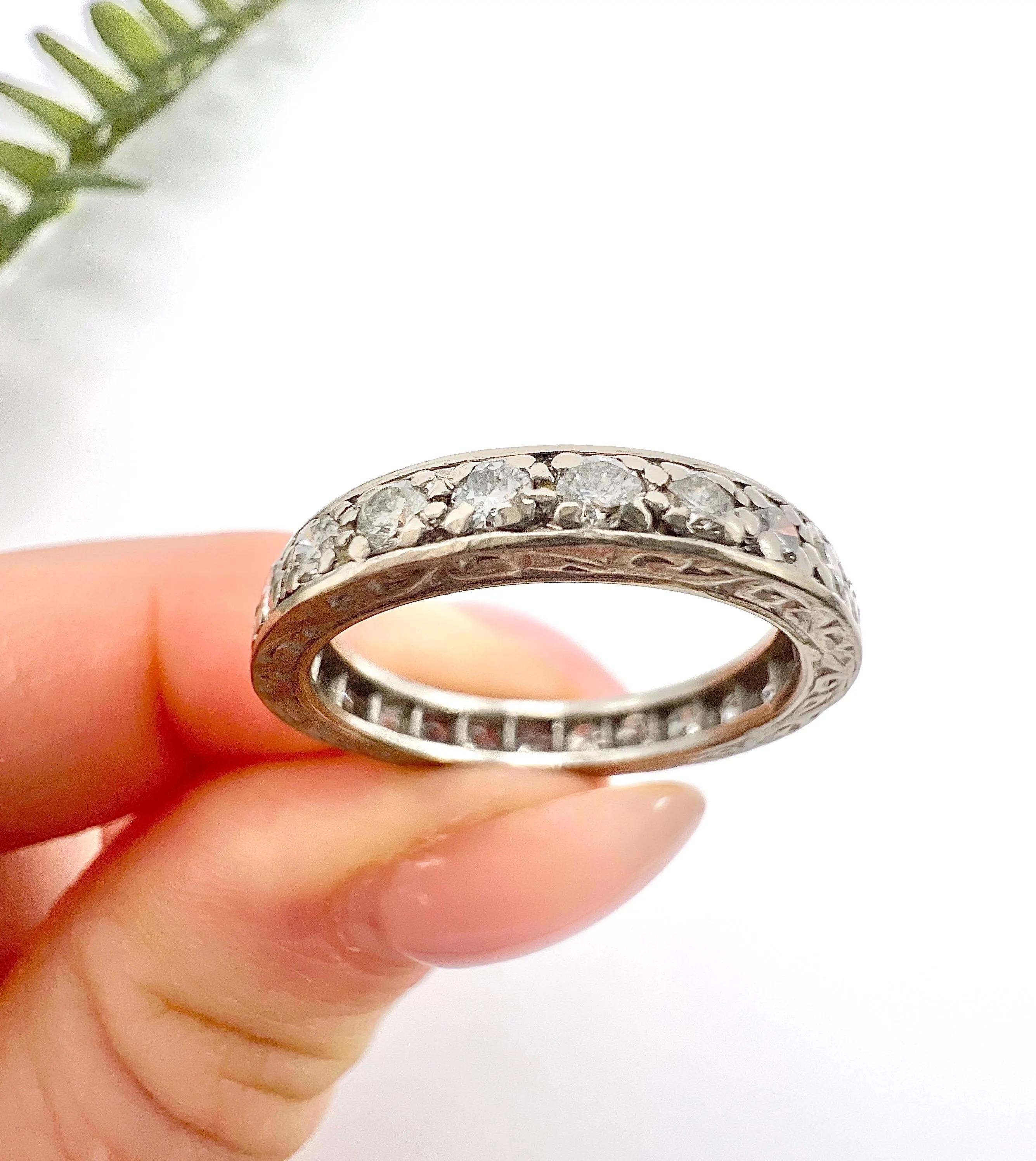 Brilliant Cut Antique 18ct White Gold, 1920s 1.0 Carat Diamond Eternity Ring For Sale