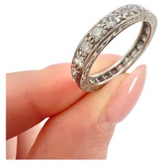 Antiguo anillo de oro blanco de 18 ct, años 20, de 1,0 quilates de diamantes