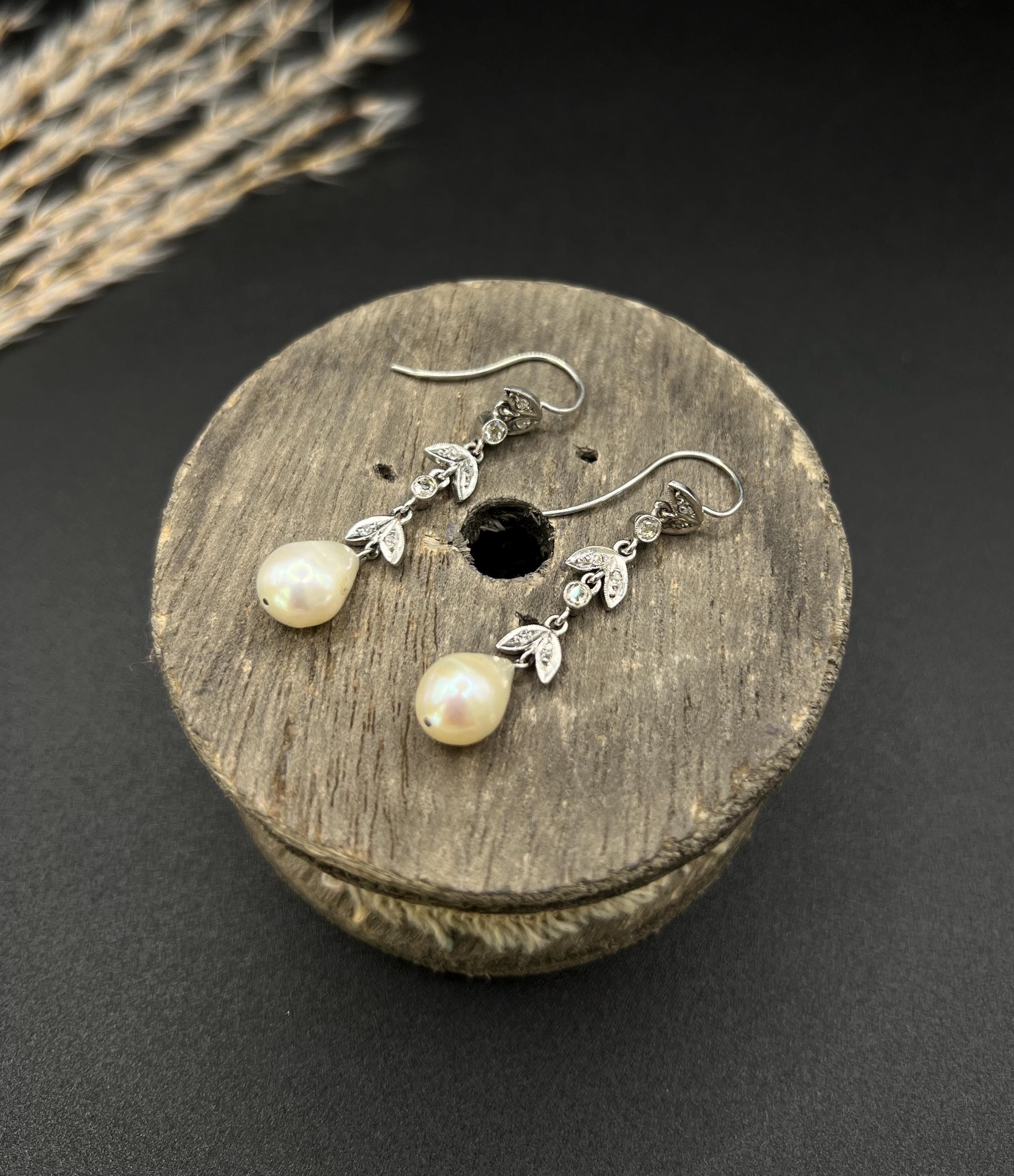 Pendientes Antiguos de Oro Blanco de 18 ct, Diamantes y Perlas de los años 20 en venta 5