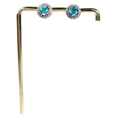 Pendientes antiguos de oro blanco de 18 ct, años 20, con circonitas facetadas y diamantes en racimo