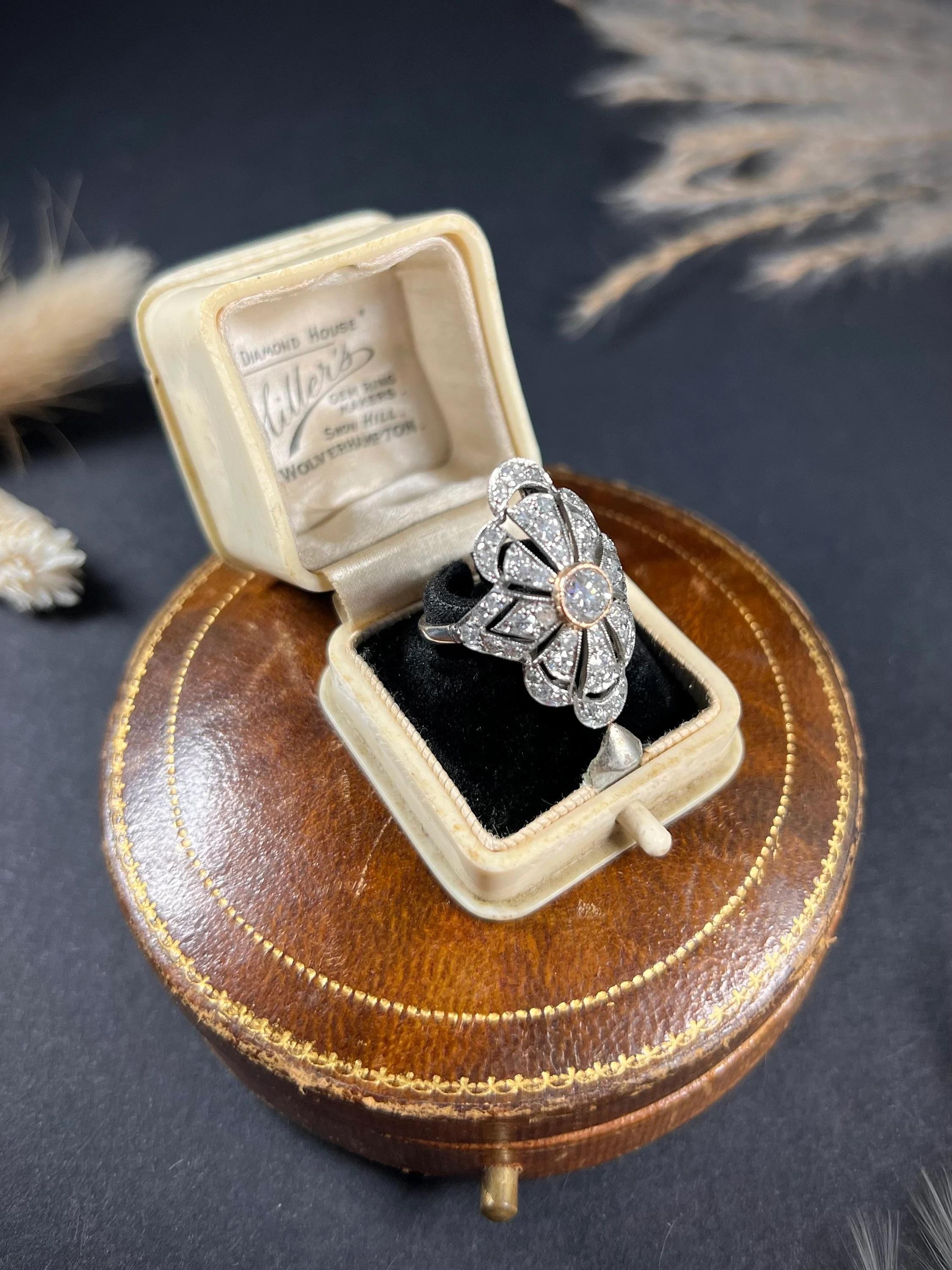 Old European Cut Antique 18ct White Gold & Platinum Art Deco Upfinger Diamond Ring For Sale
