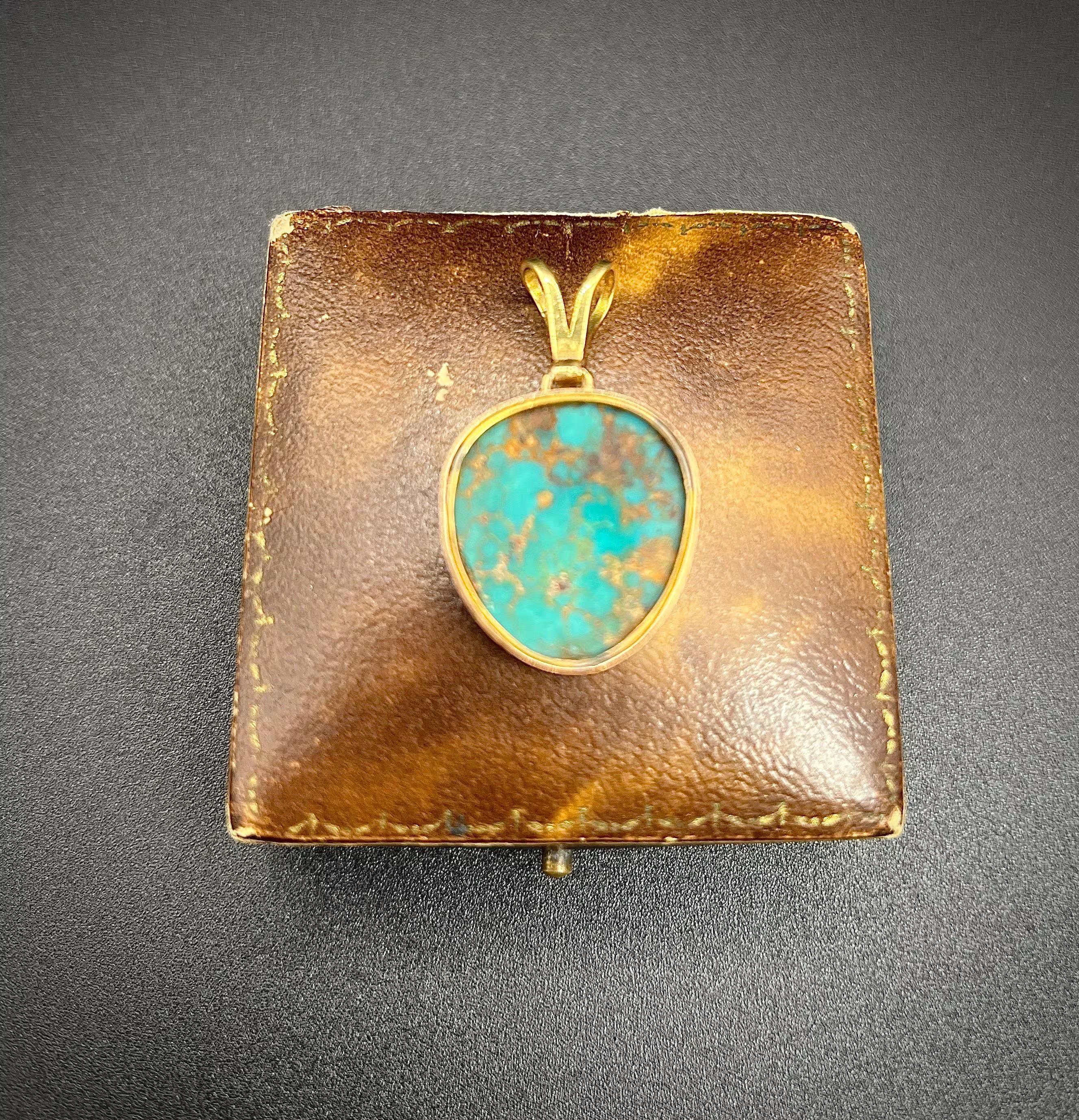 Antico ciondolo in oro giallo e rosa 18ct vittoriano Arts & Crafts con turchese in vendita 5