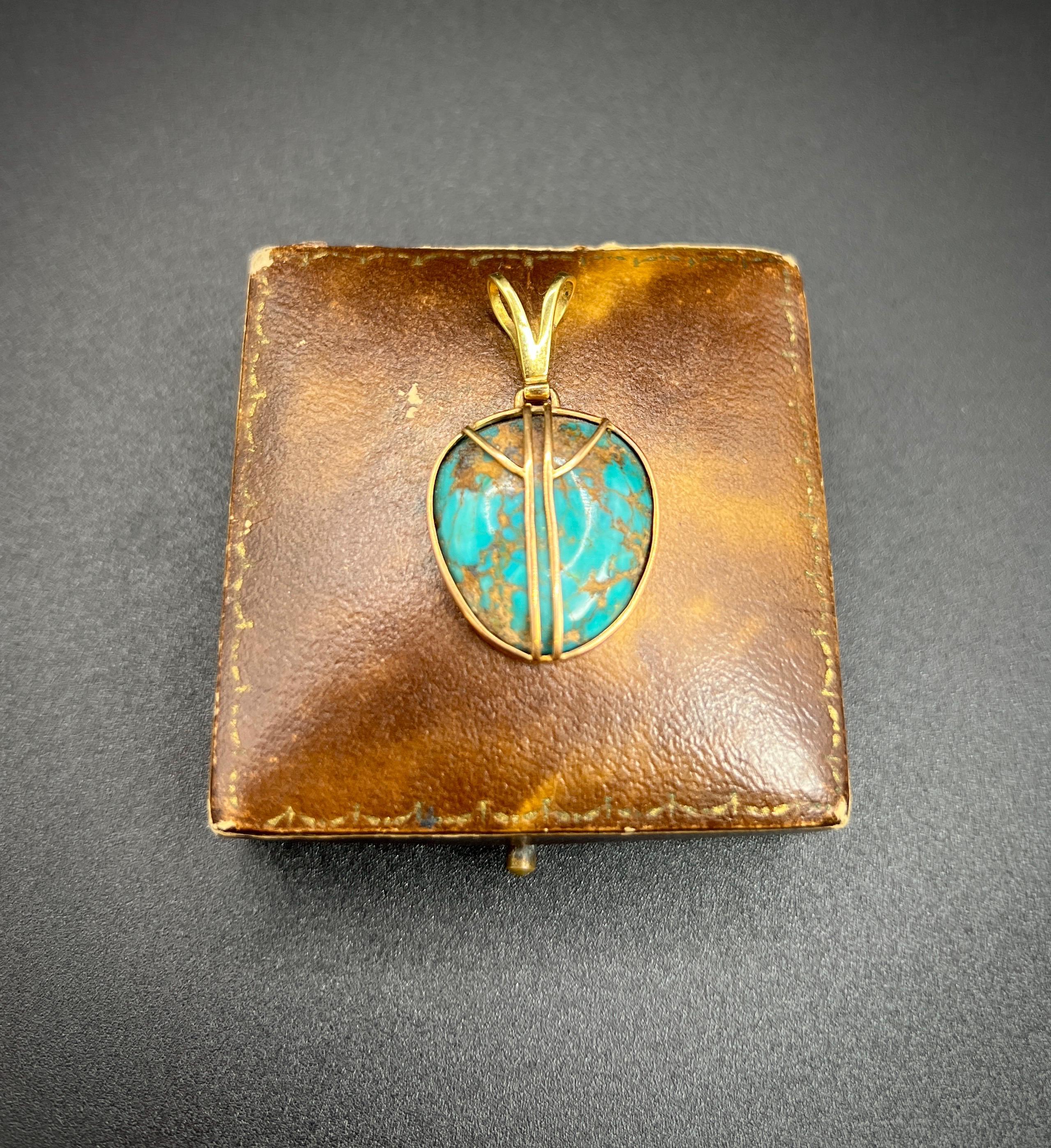 Antico ciondolo in oro giallo e rosa 18ct vittoriano Arts & Crafts con turchese In condizioni buone in vendita a Brighton, GB