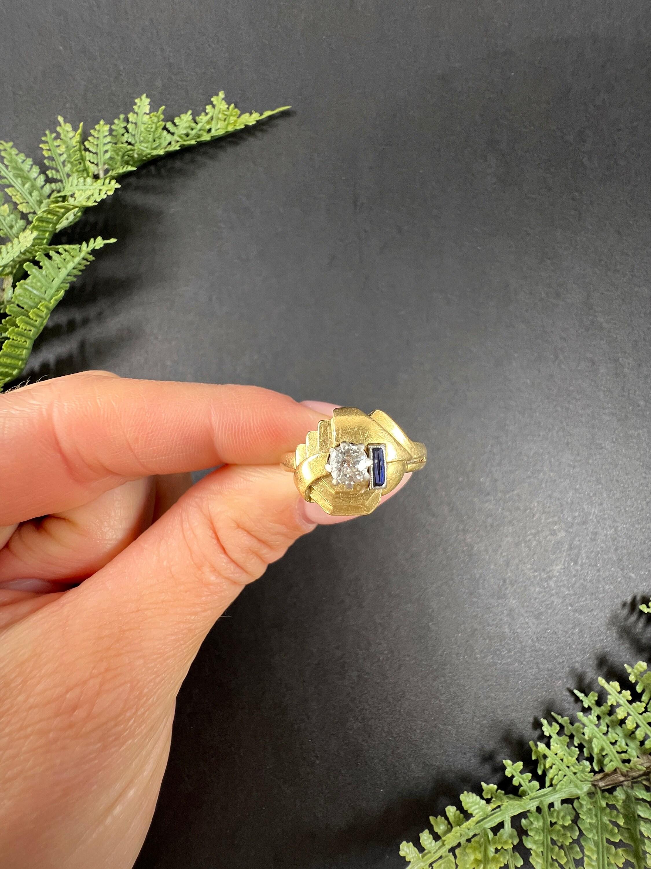 French Cut Antique 18ct Yellow Gold, 1920s Art Deco Sapphire & Diamond Geometric Ring For Sale