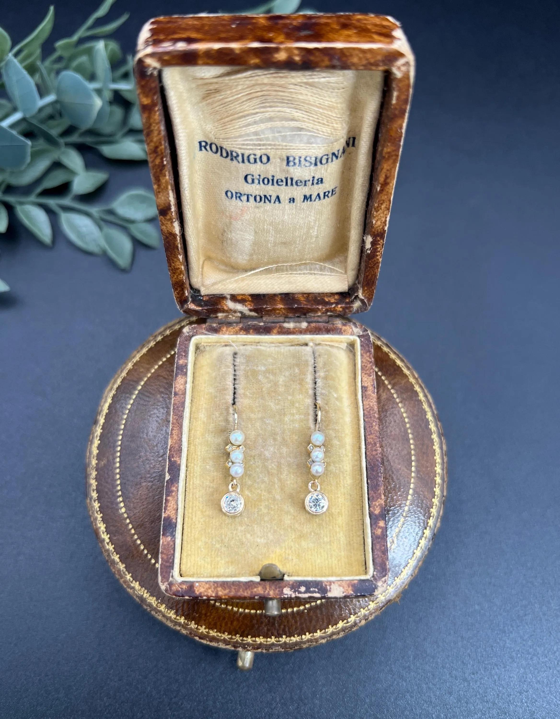 Antichi orecchini a goccia in oro giallo 18ct, 1920, con diamanti e perle in vendita 5