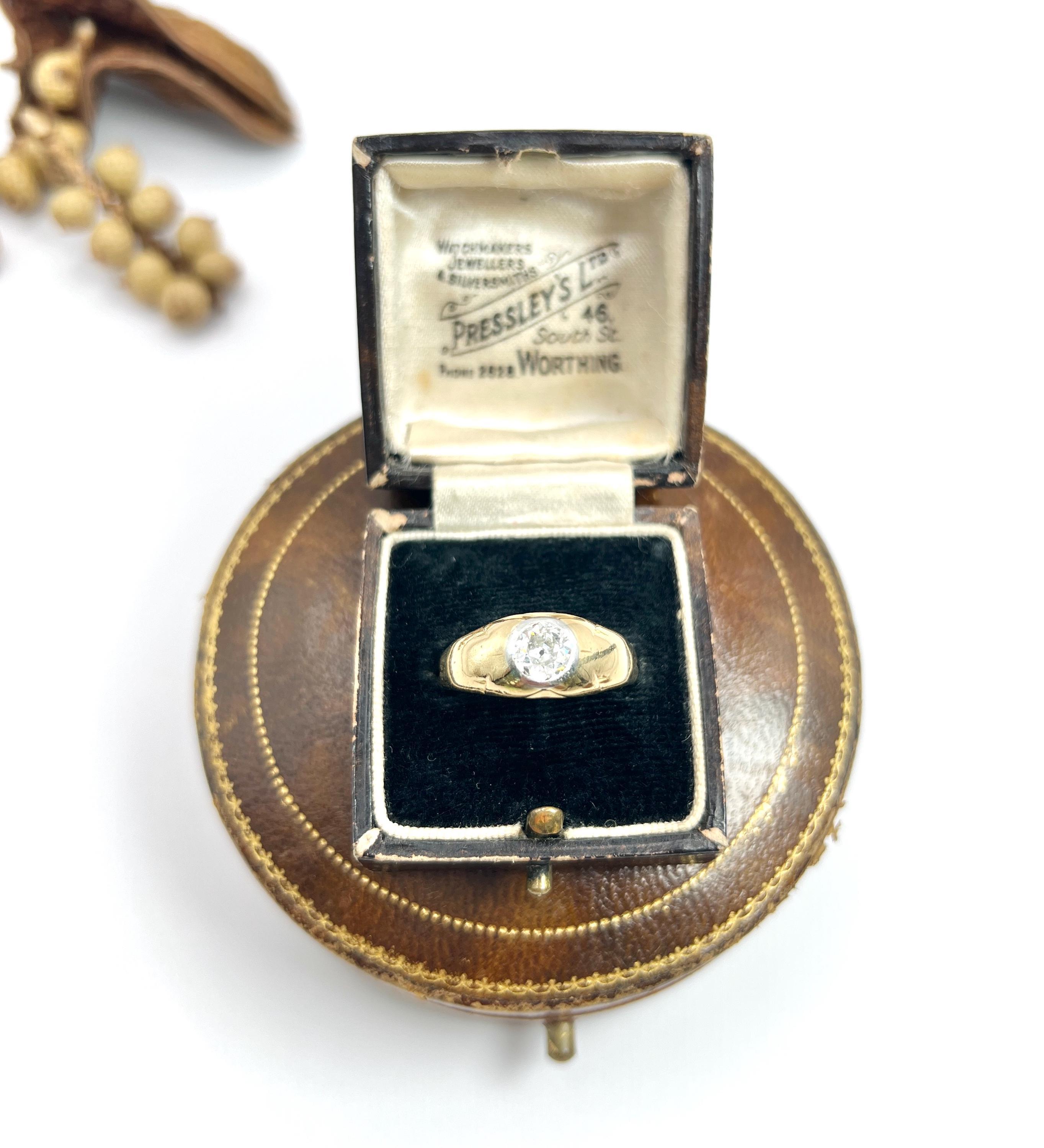 Antique 18ct Yellow Gold 1920s French Hallmarked Dome Shaped 0.85ct Diamond Ring For Sale 6
