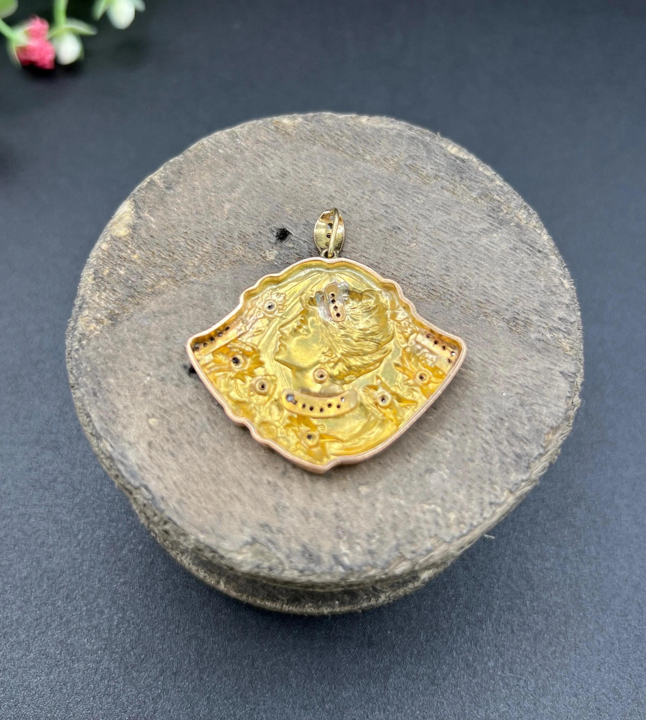 Women's or Men's Antique 18ct Yellow Gold, Art Nouveau Repousse Diamond Set Lady Portrait Pendant For Sale