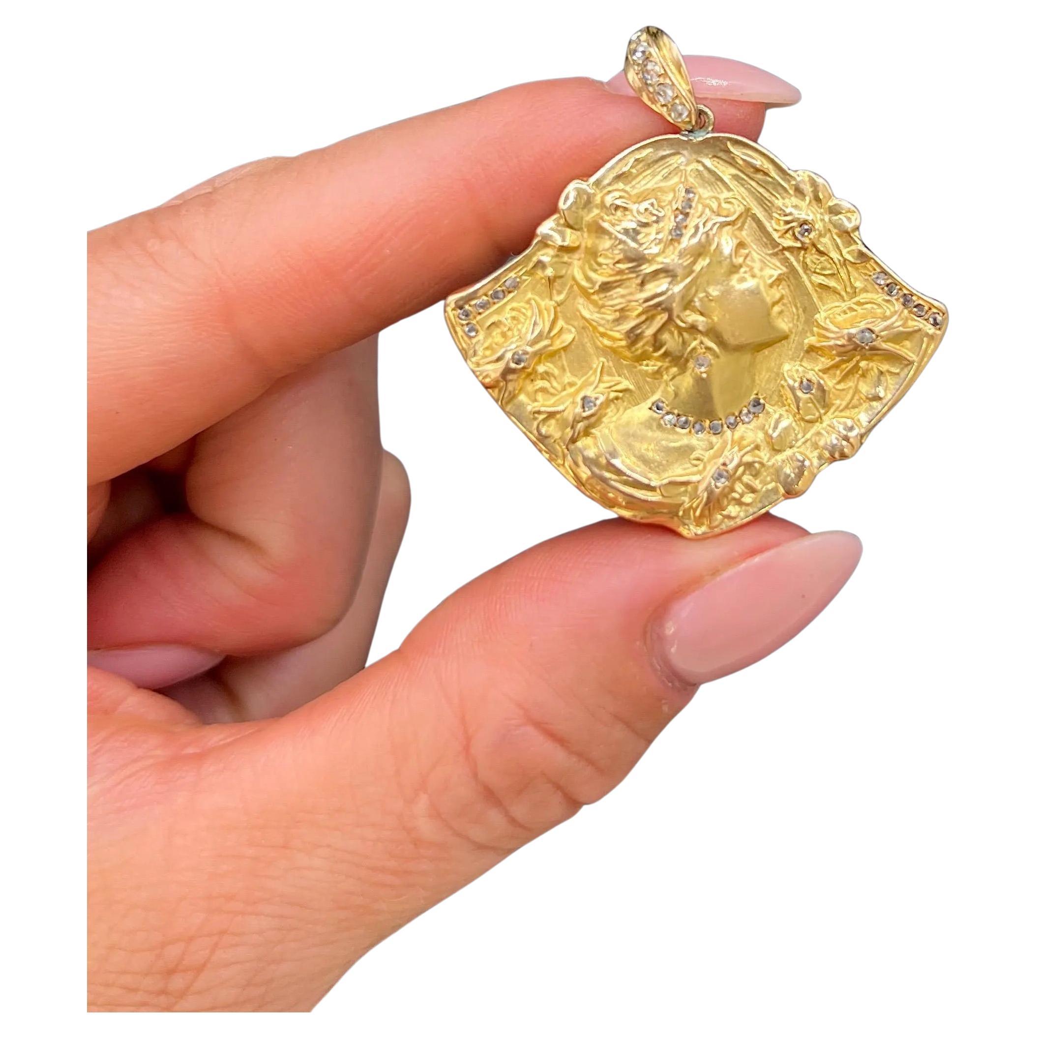 Antique 18ct Yellow Gold, Art Nouveau Repousse Diamond Set Lady Portrait Pendant For Sale