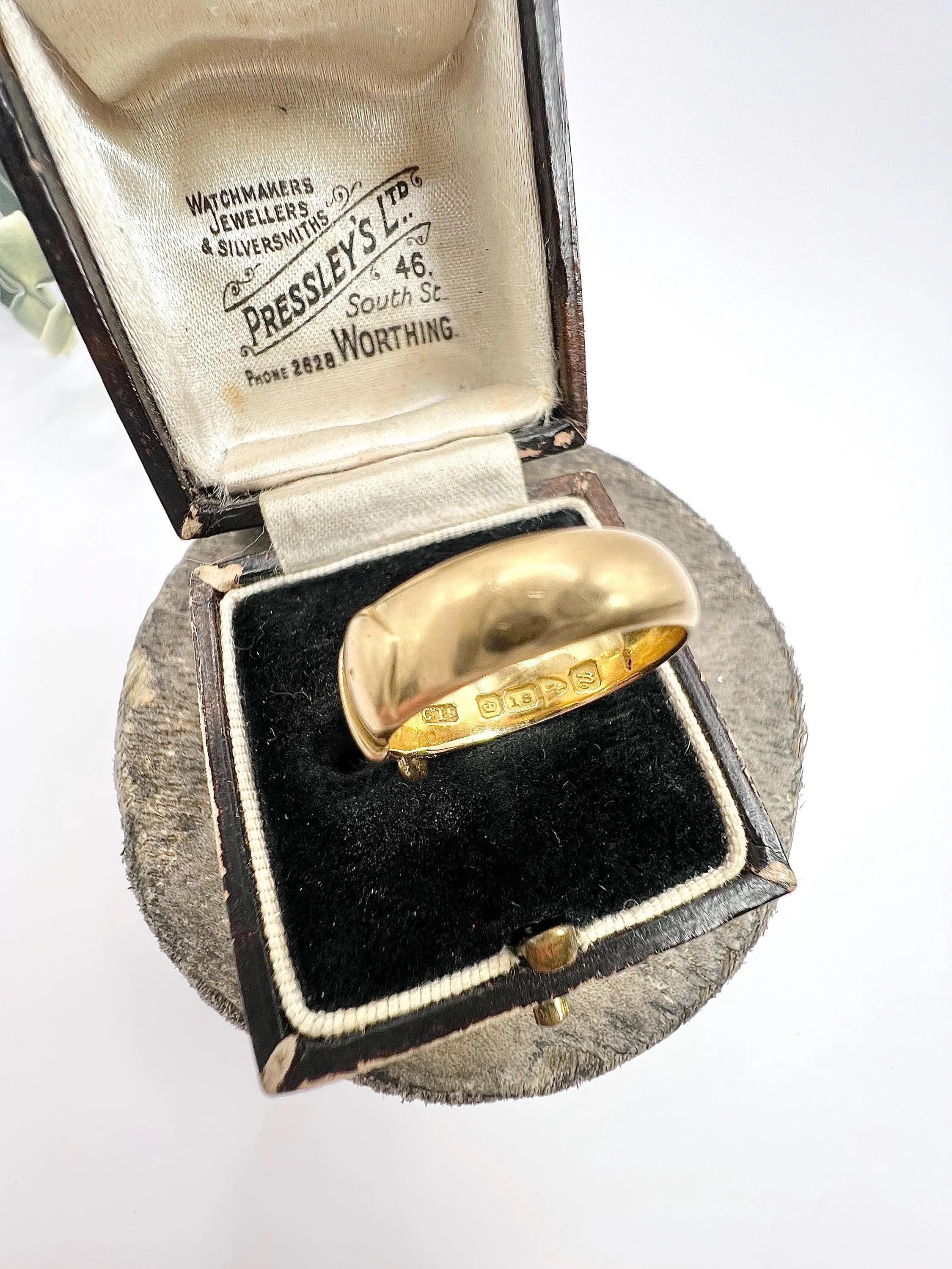 Antique 18ct Yellow Gold, Buckle Ring Hallmarked Chester 1920 For Sale 5