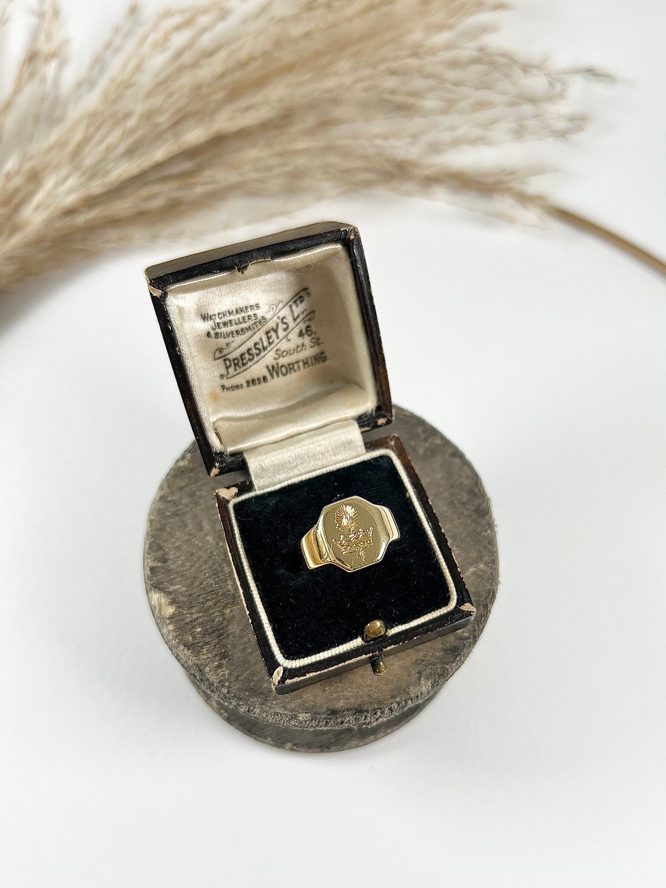 Antiker 18ct Gelbgold, Kronenfeder Familienwappen Intaglio Siegelring 5