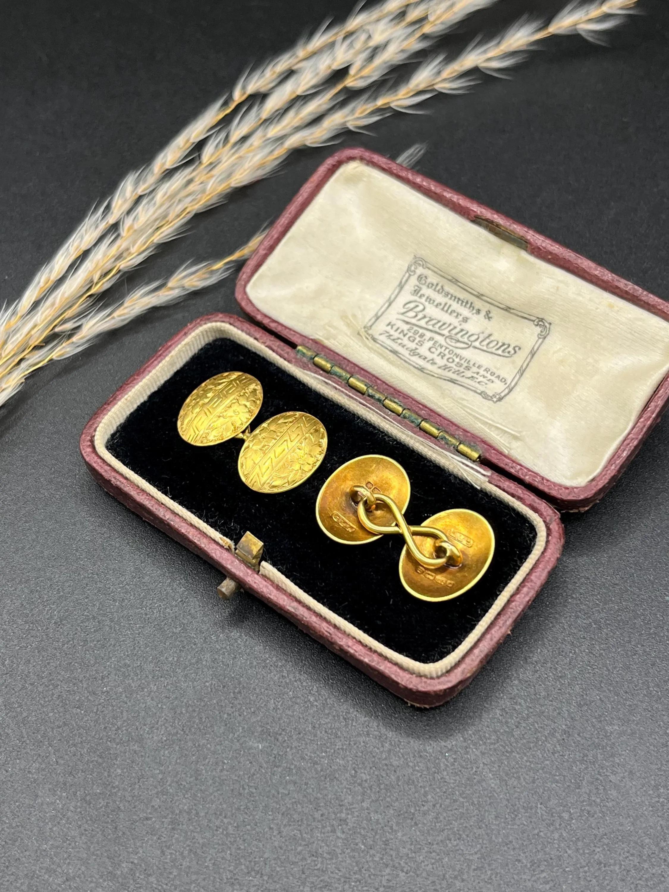 Boutons de manchette anciens en or jaune 18ct, gravés à la main, poinçonnés Birmingham 1899 en vente 6
