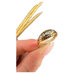Anillo antiguo de oro amarillo de 18 ct, eduardiano de 5 diamantes en cuerda