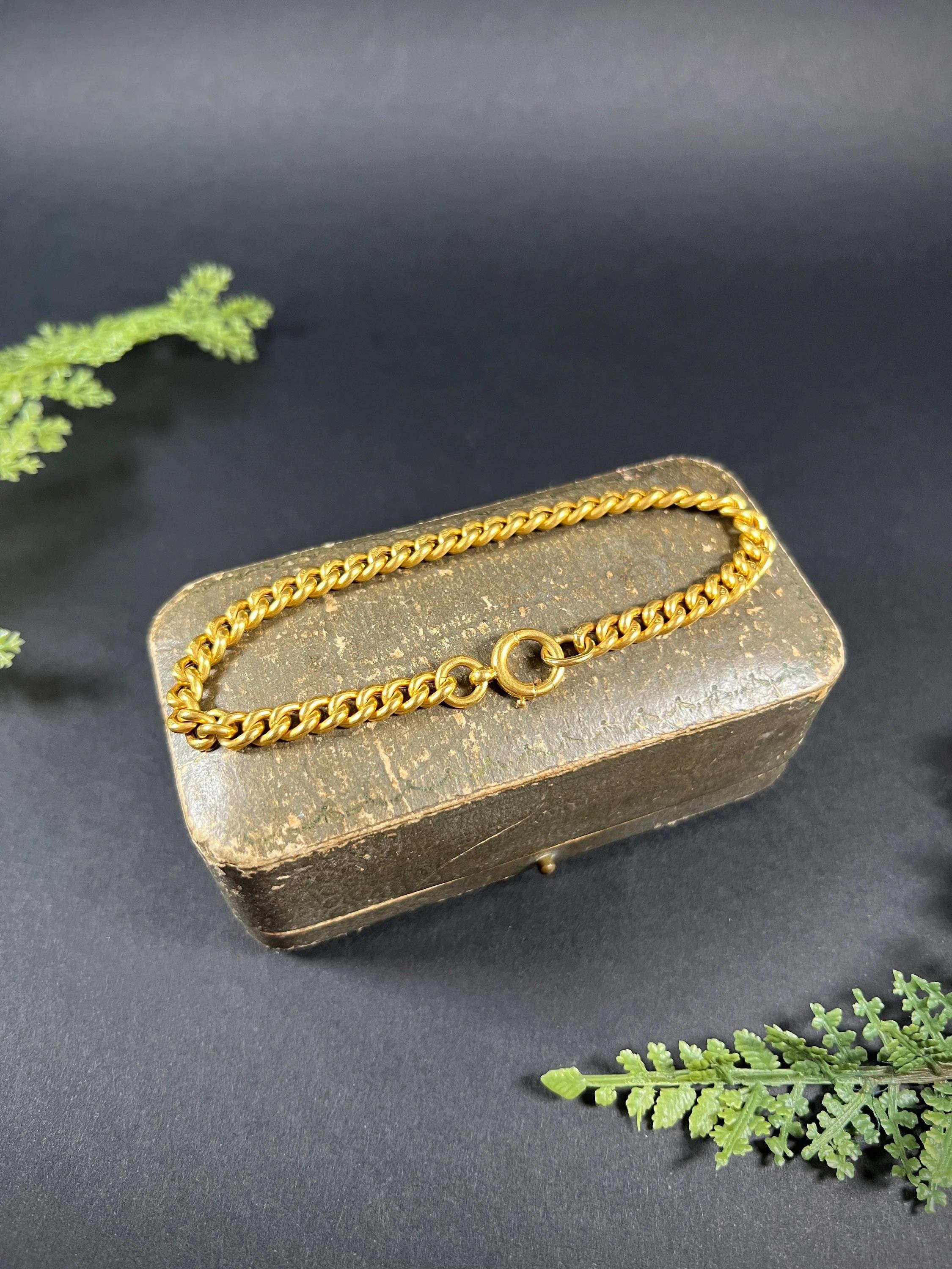 Antique 18ct Yellow Gold Edwardian Curb Link Bracelet with Bolt Ring Clasp 1