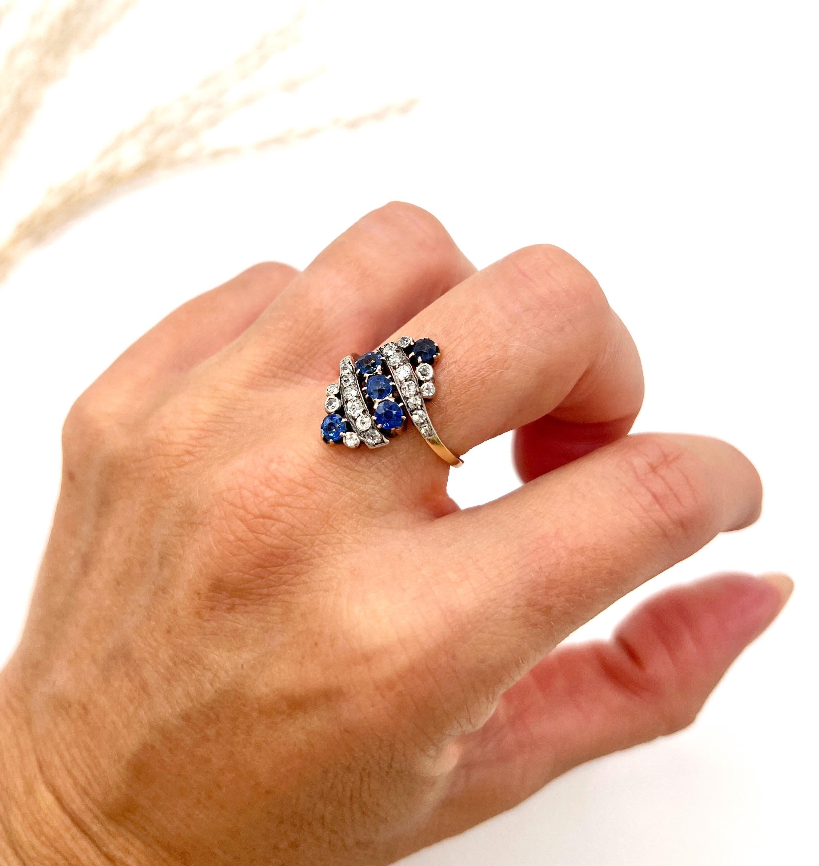 Taille vieille Europe Bague ancienne en or jaune 18ct, Edwardienne, saphir naturel et diamant Marquise en vente