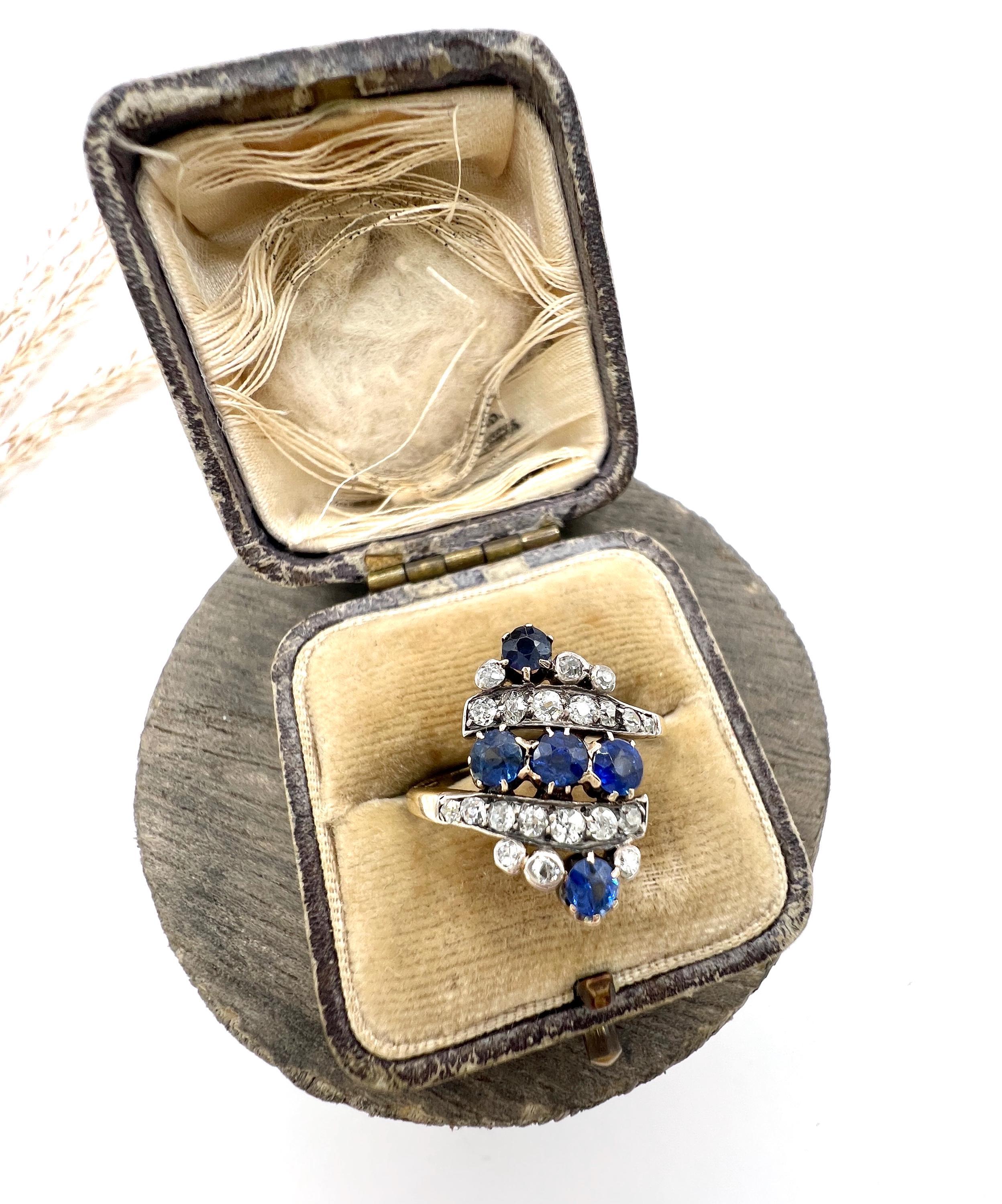 Bague ancienne en or jaune 18ct, Edwardienne, saphir naturel et diamant Marquise Unisexe en vente