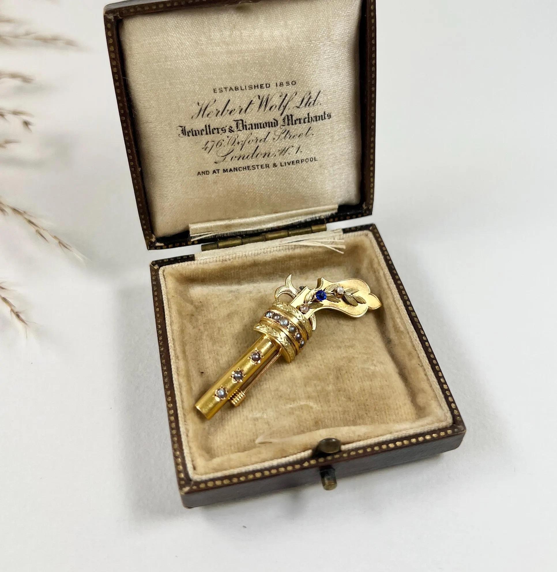 Antiguo broche pistola eduardiano de oro amarillo de 18 ct con perlas naturales 4