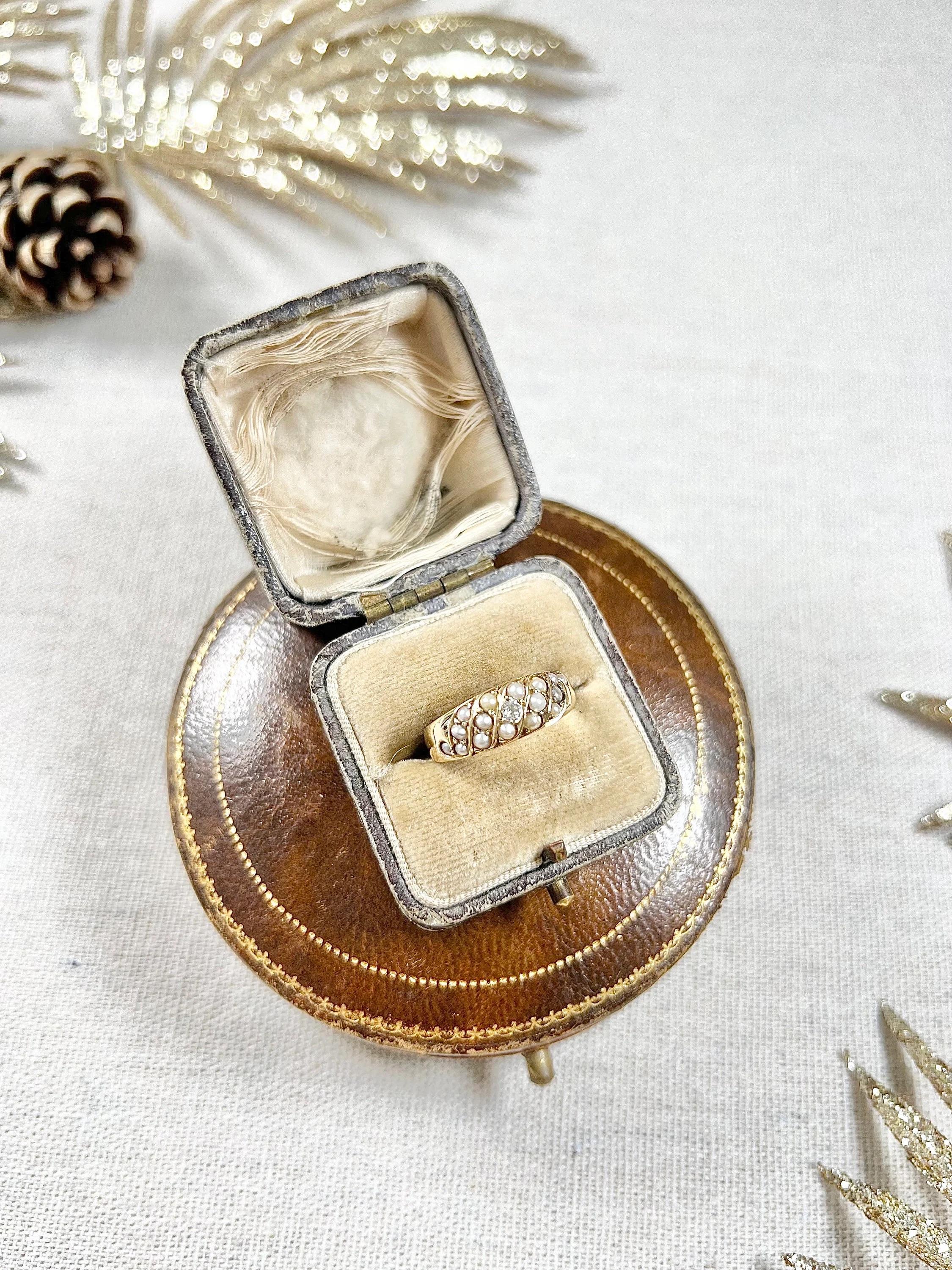 Round Cut Antique 18ct Yellow Gold, Edwardian Pearl & Diamond Band Ring For Sale