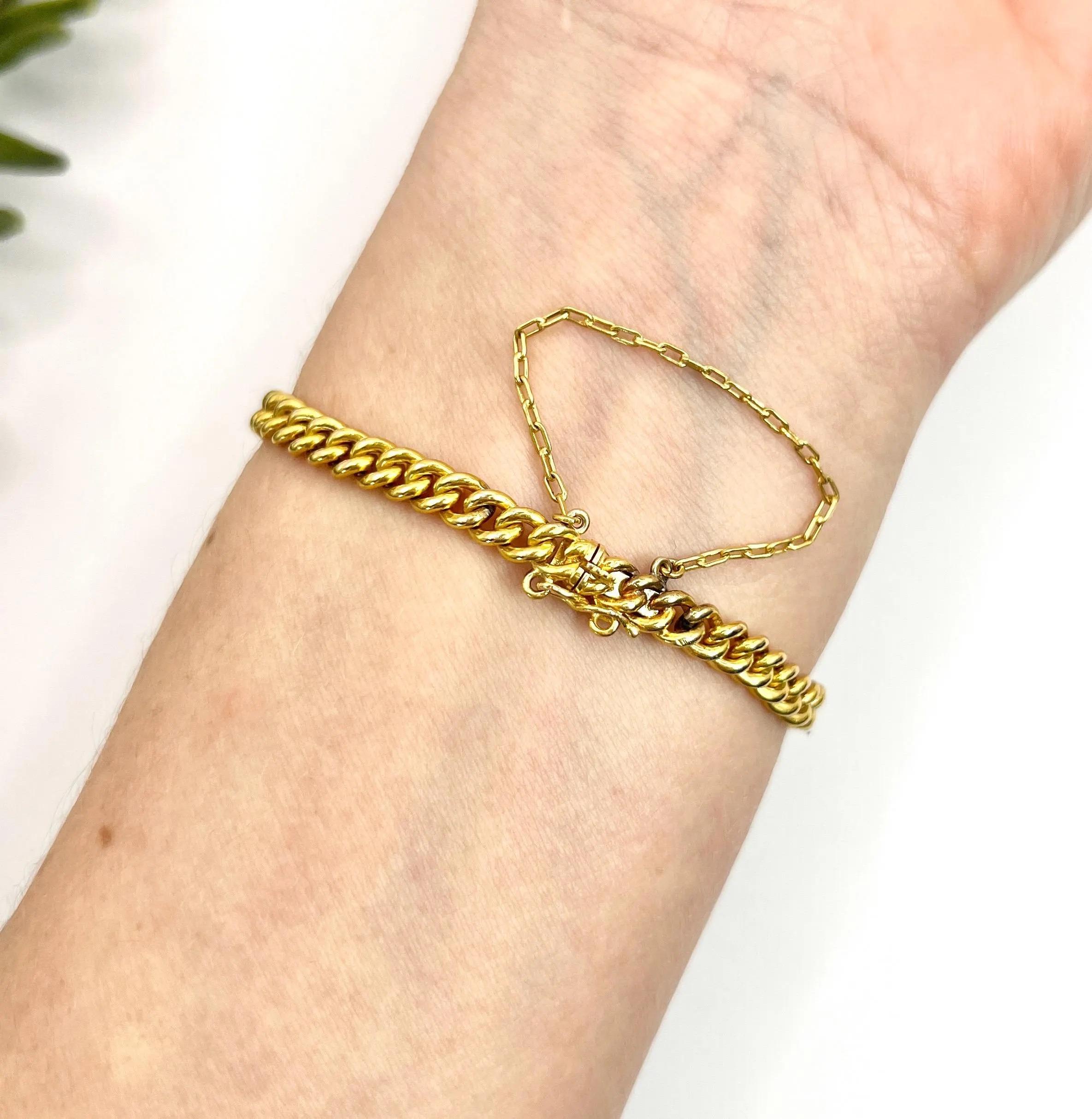 Oval Cut Antique 18ct Yellow Gold, Edwardian Sapphire & Diamond Cluster Heart Bracelet For Sale