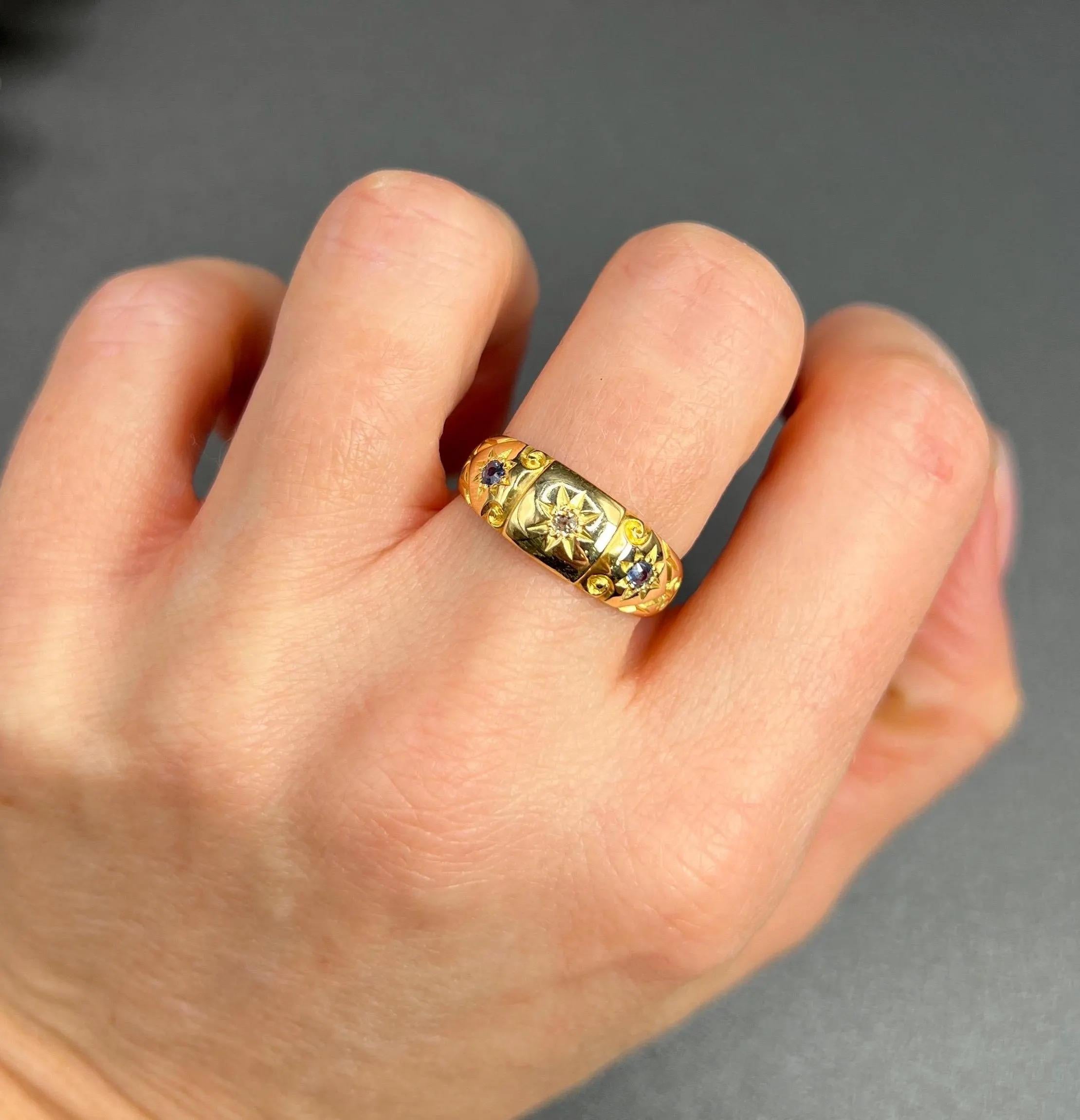 Antique 18ct Yellow Gold Edwardian Star Set Sapphire & Diamond 3 Stone Band Ring For Sale 2