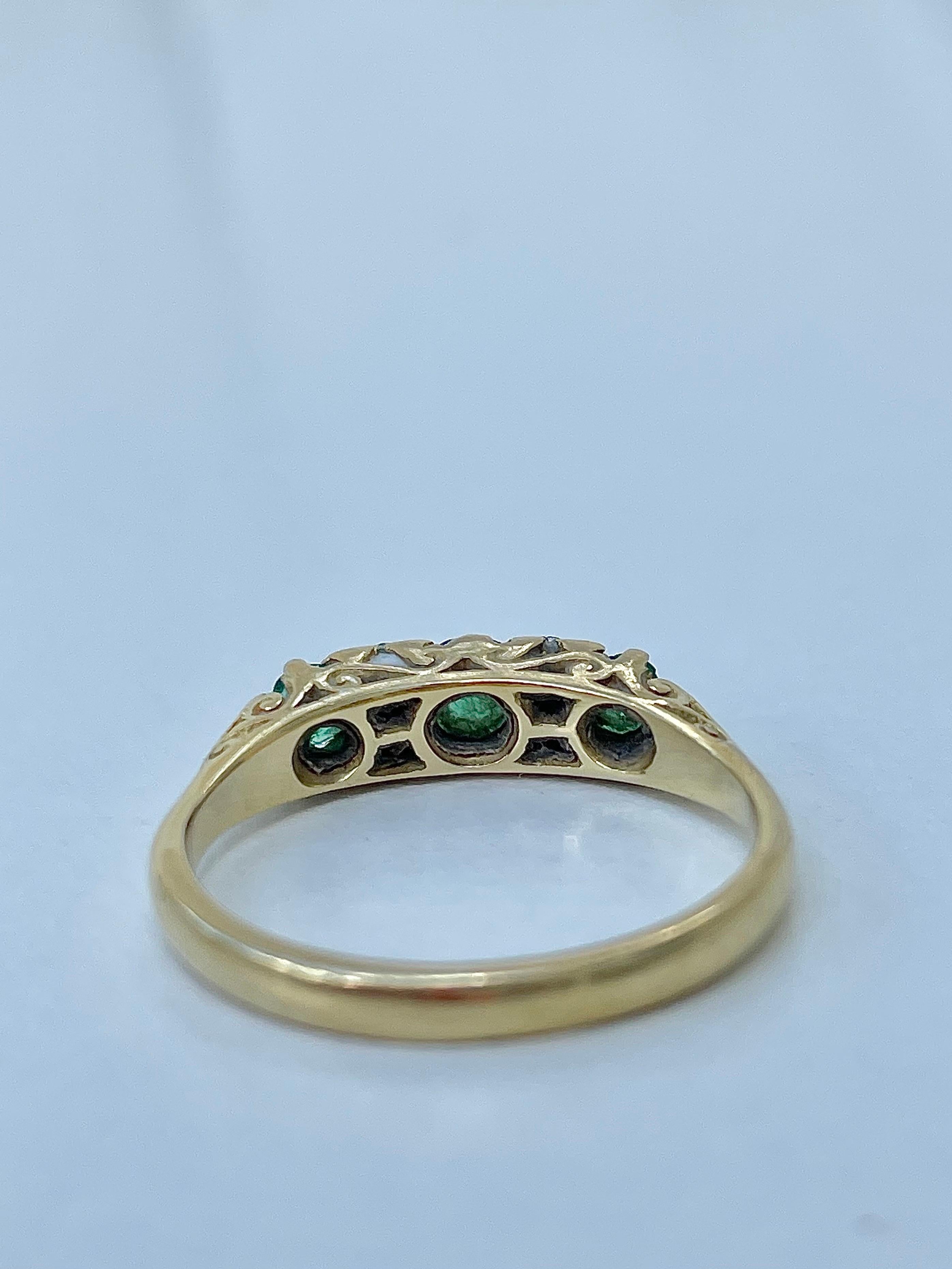 Old European Cut Antique 18ct Yellow Gold Emerald and Diamond Ring 
