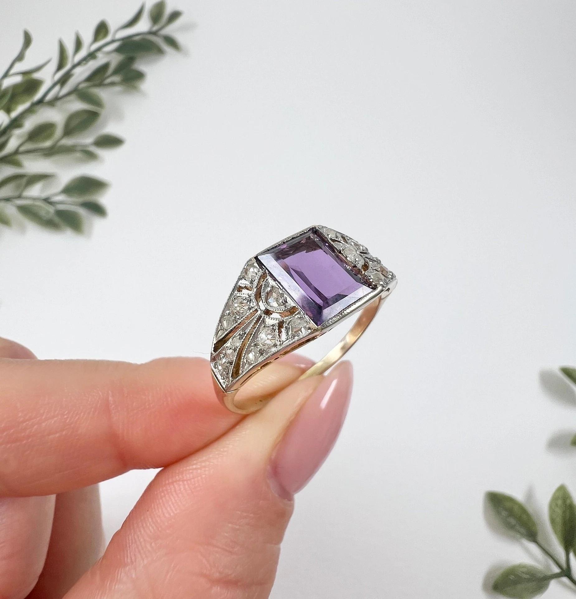 Antique 18ct Yellow Gold & Platinum, Edwardian Amethyst and Diamond Ring For Sale 2