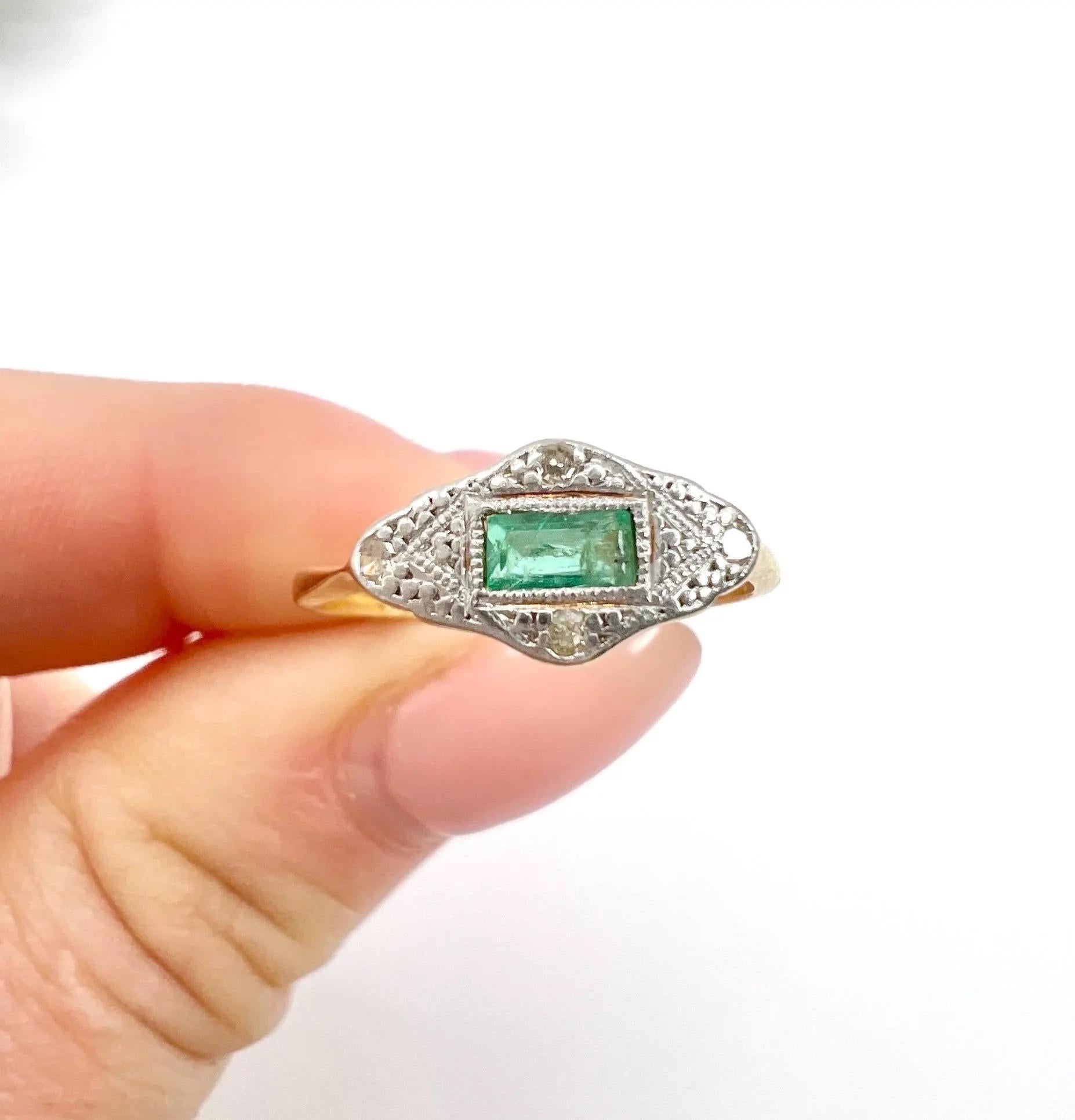 Antique 18ct Yellow Gold & Platinum, Edwardian Emerald and Diamond Ring 1