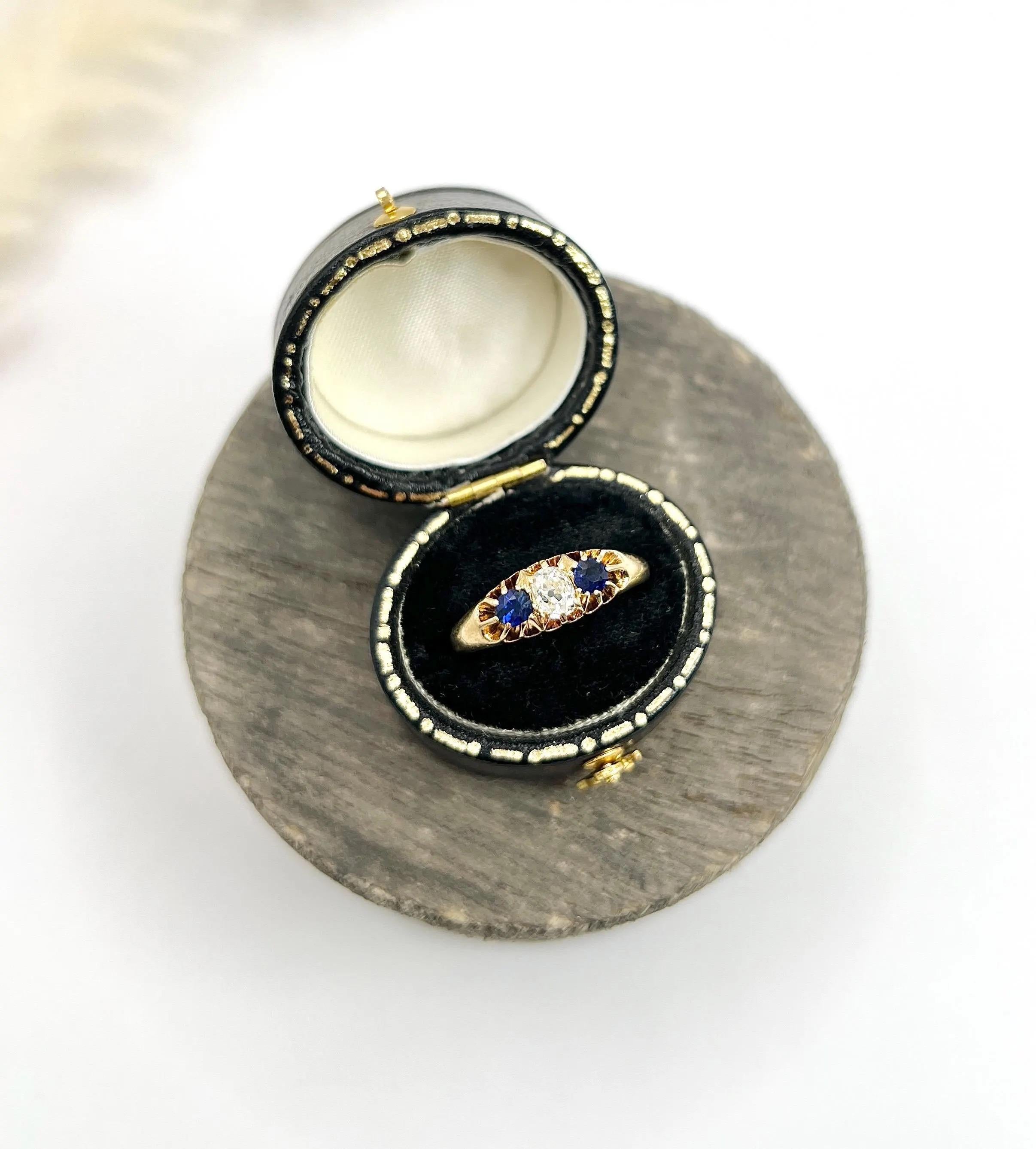 Old European Cut Antique 18ct Gold Sapphire & Diamond 3 Stone Ring Hallmarked Birmingham 1908