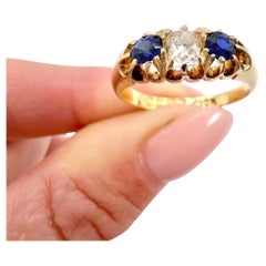 Antiquity 18ct Gold Sapphire & Diamond 3 Stone Ring Hallmarked Birmingham 1908