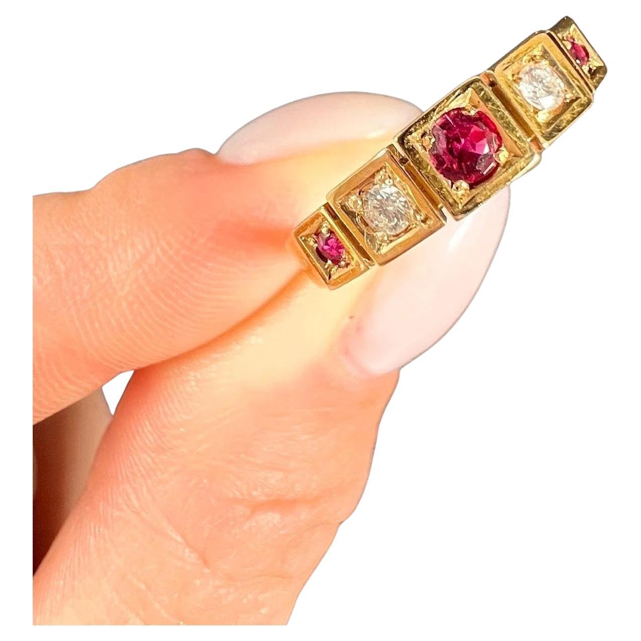 Antique 18ct Yellow Gold Stamped, Victorian Ruby & Diamond Five Stone Ring