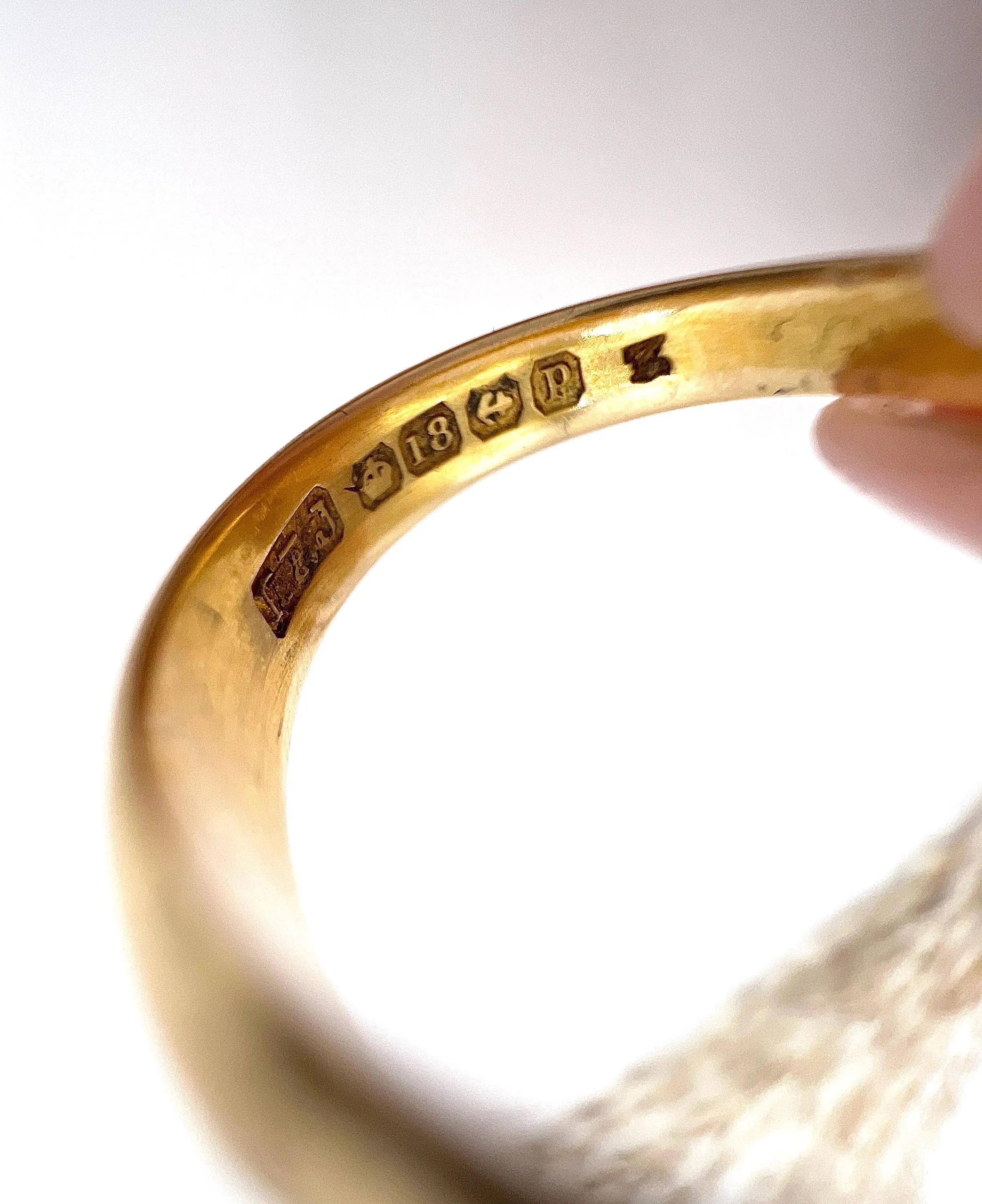 Bague ancienne en or jaune 18ct, sertie de diamants en étoile, poinçonnée Birmingham 1914 Unisexe en vente