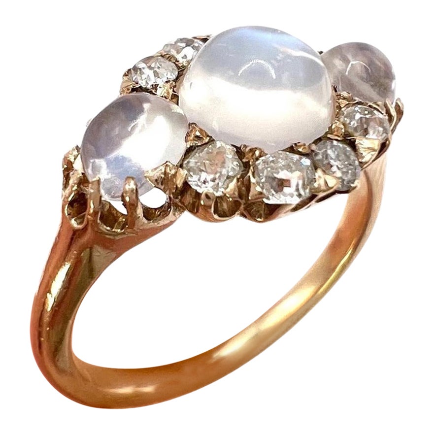 Antique 18ct Yellow Gold, Victorian era Cabochon Moonstone & Diamond Ring
