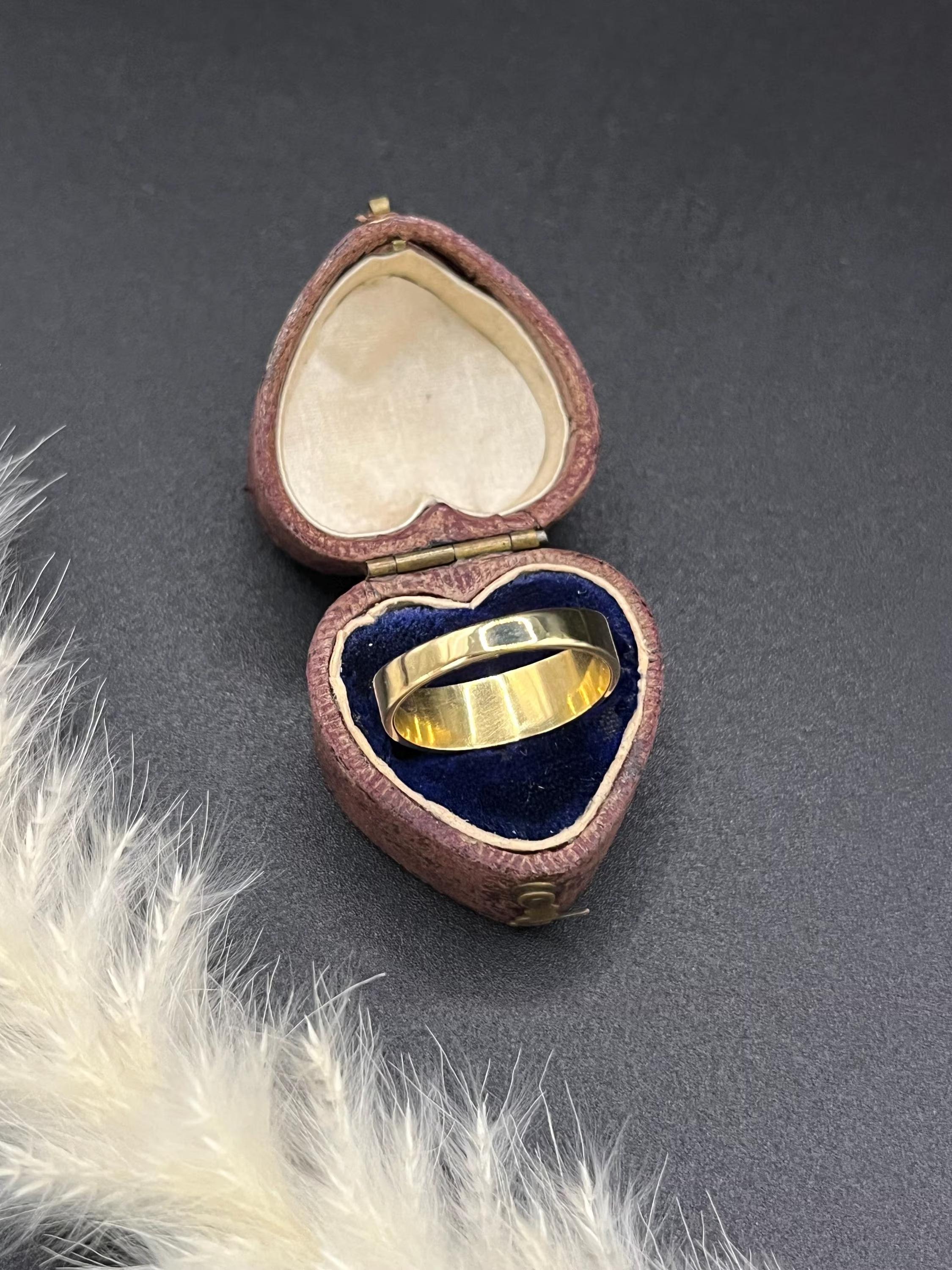 Antique 18ct Yellow Gold, Victorian Five Stone Pearl Ring Hallmarked London 1874 For Sale 6