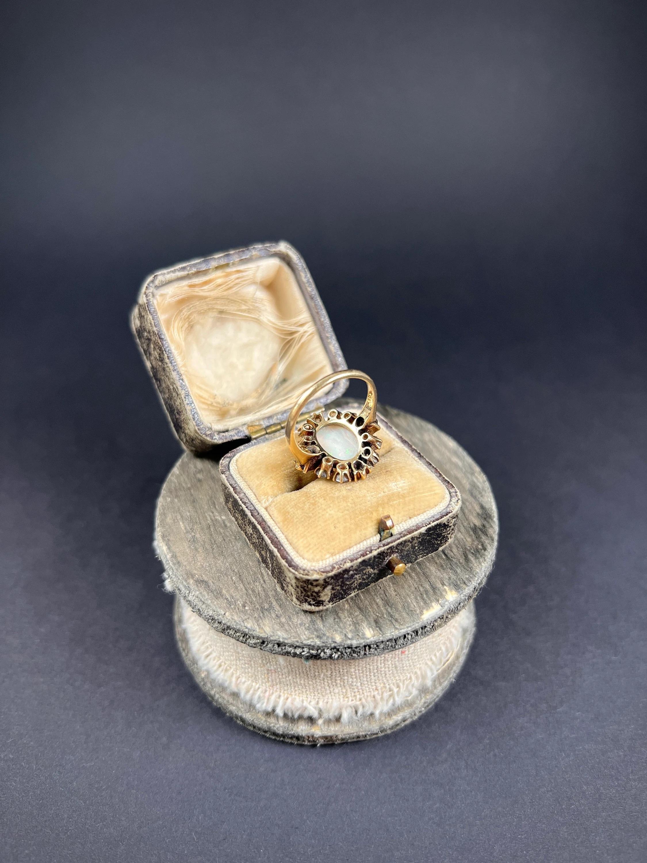 Antique 18ct Yellow Gold Victorian Opal, Diamond & Demantoid Garnet Cluster Ring For Sale 1
