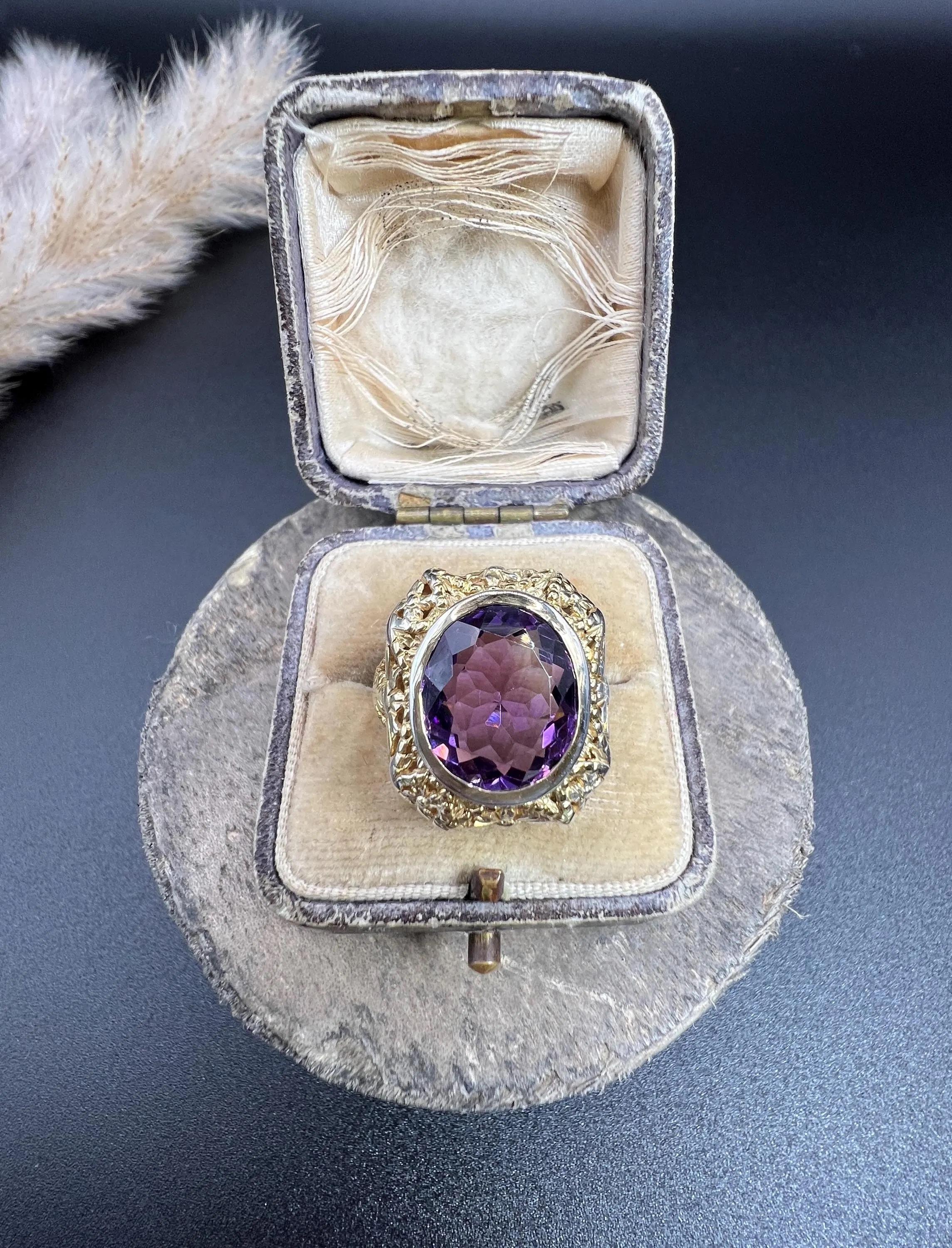Antique 18ct Yellow & White Gold Art Nouveau Oval Amethyst Ring For Sale 6