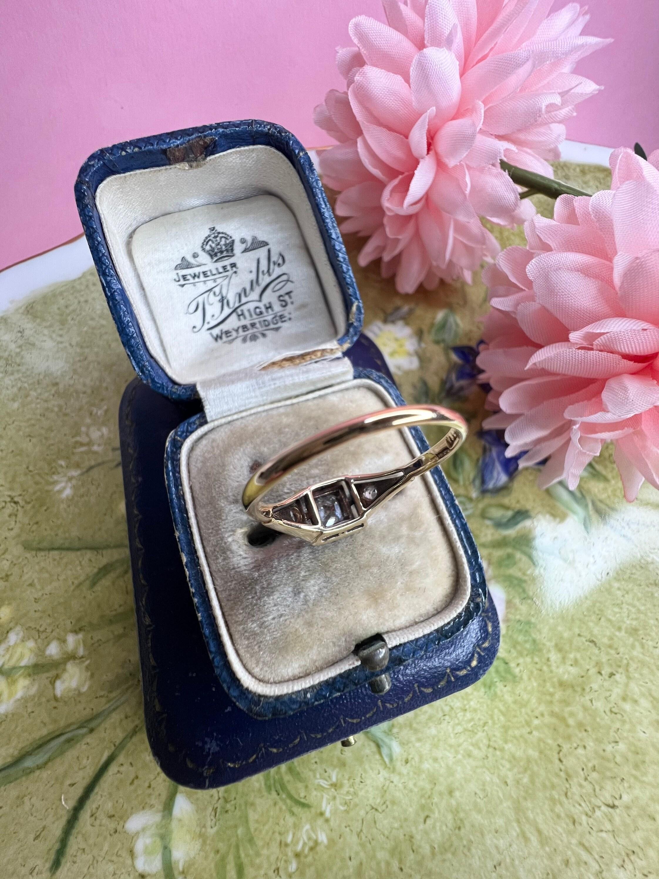 Art Deco Antique 18ct Yellow & White Gold Deco Diamond Engagement Ring For Sale