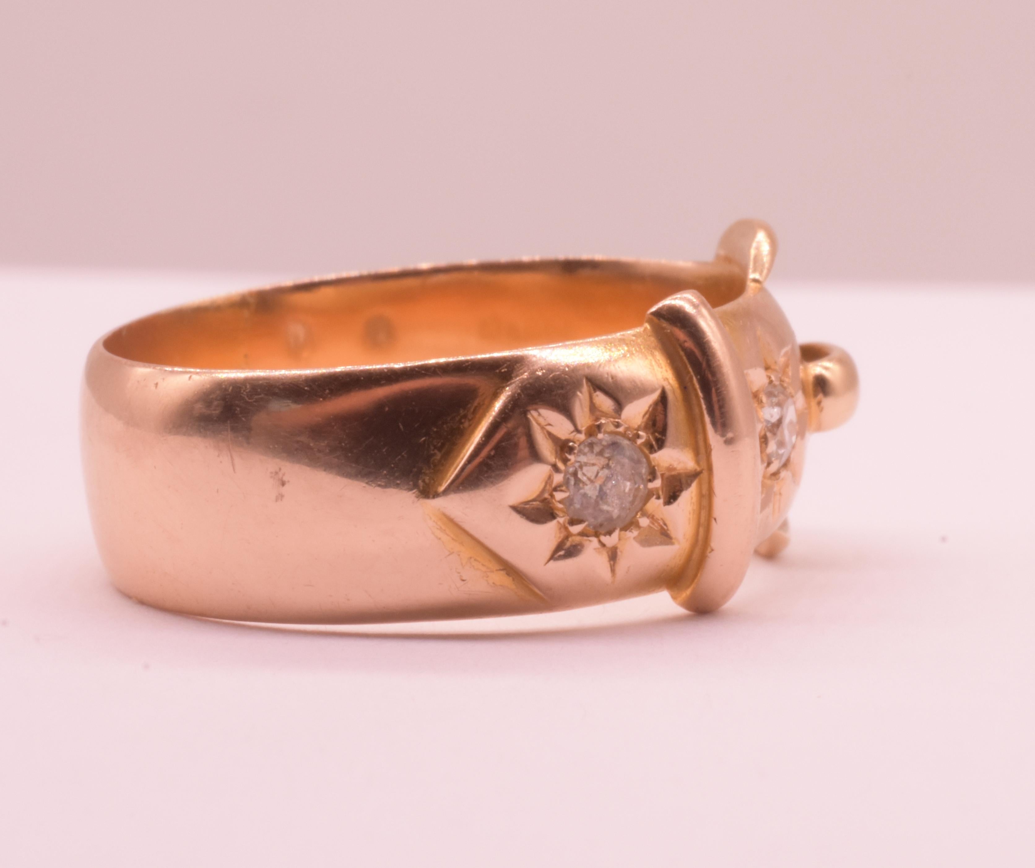 Bague ancienne à boucle en 18 carats poinçonnée 1915 en vente 2