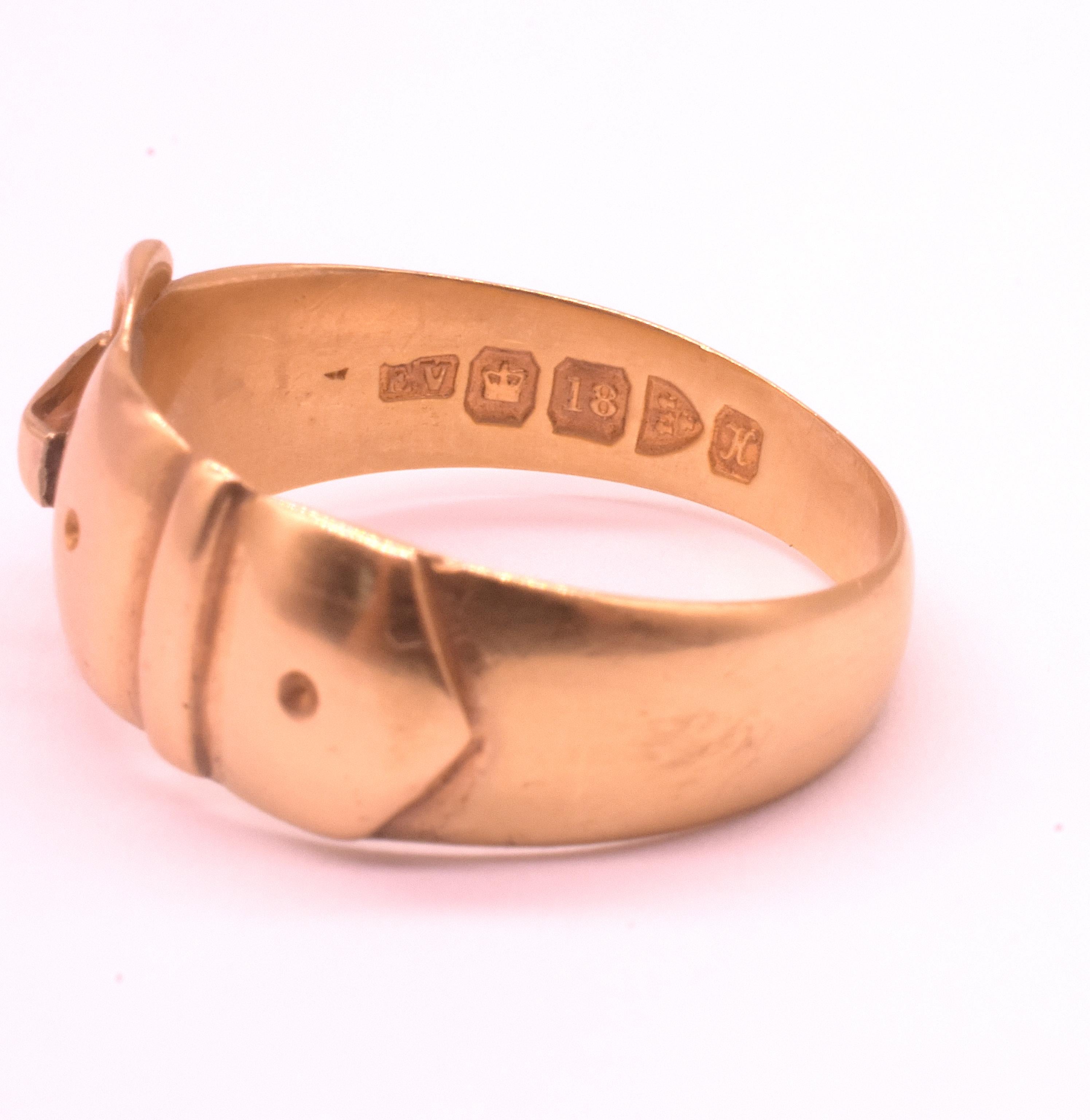 Bague ancienne à boucle en 18 carats poinçonnée pour 1910 en vente 3