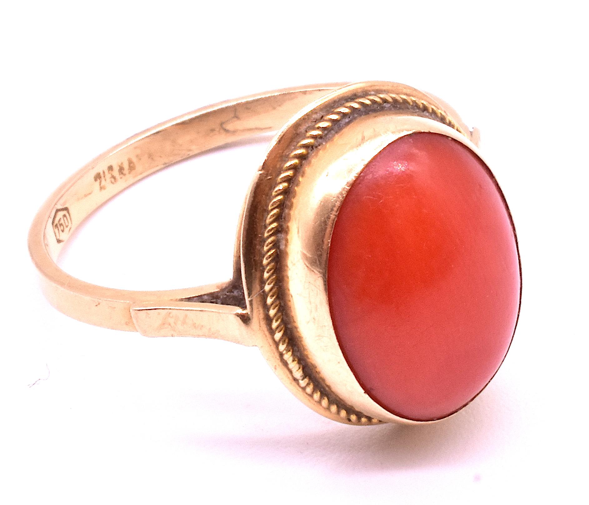 Antique 18 Karat Coral Ring, circa 1880 In Excellent Condition In Baltimore, MD