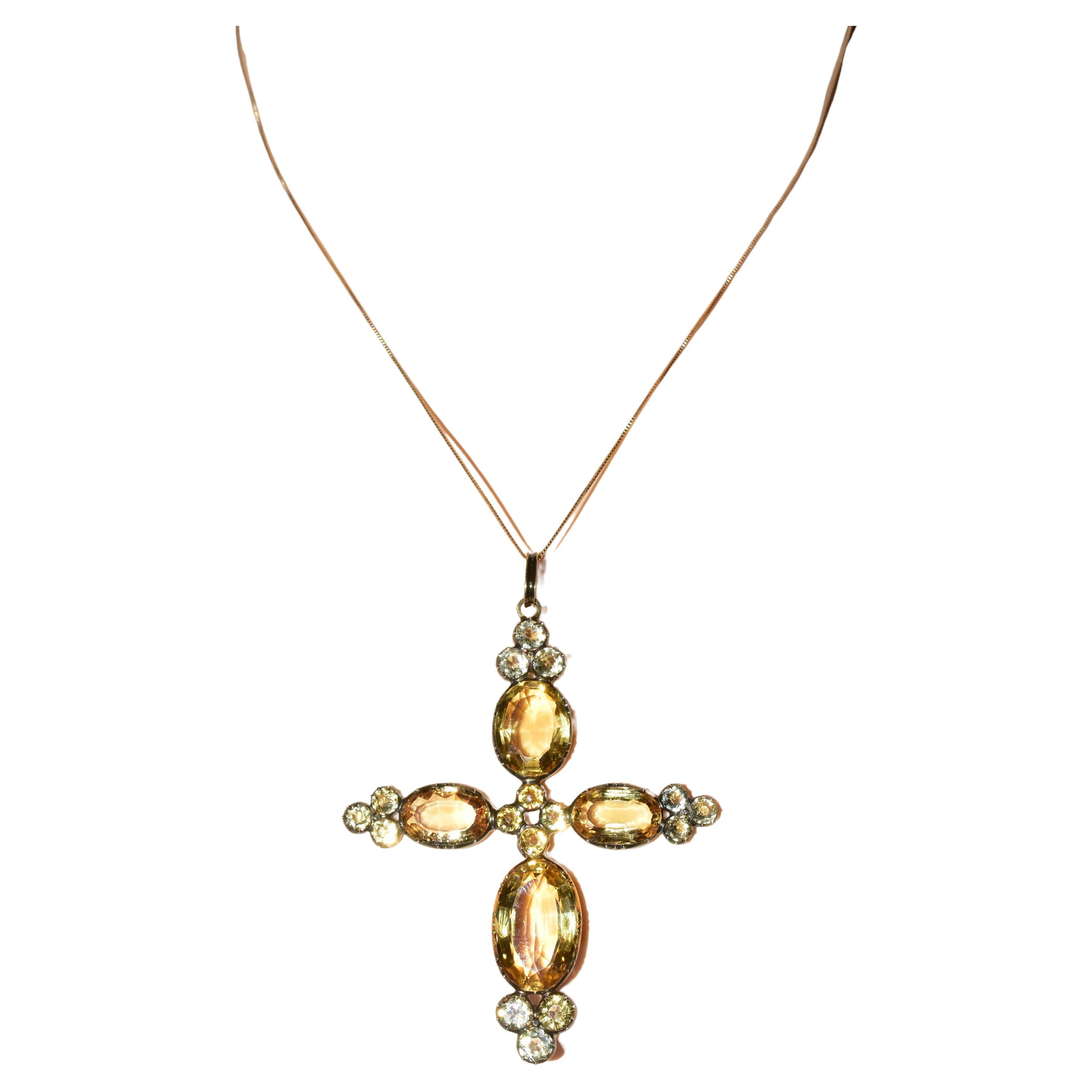 Antikes 18K-Kreuz 19. Jahrhundert mit Citrin im Fantasieschliff und Gold, um 1840