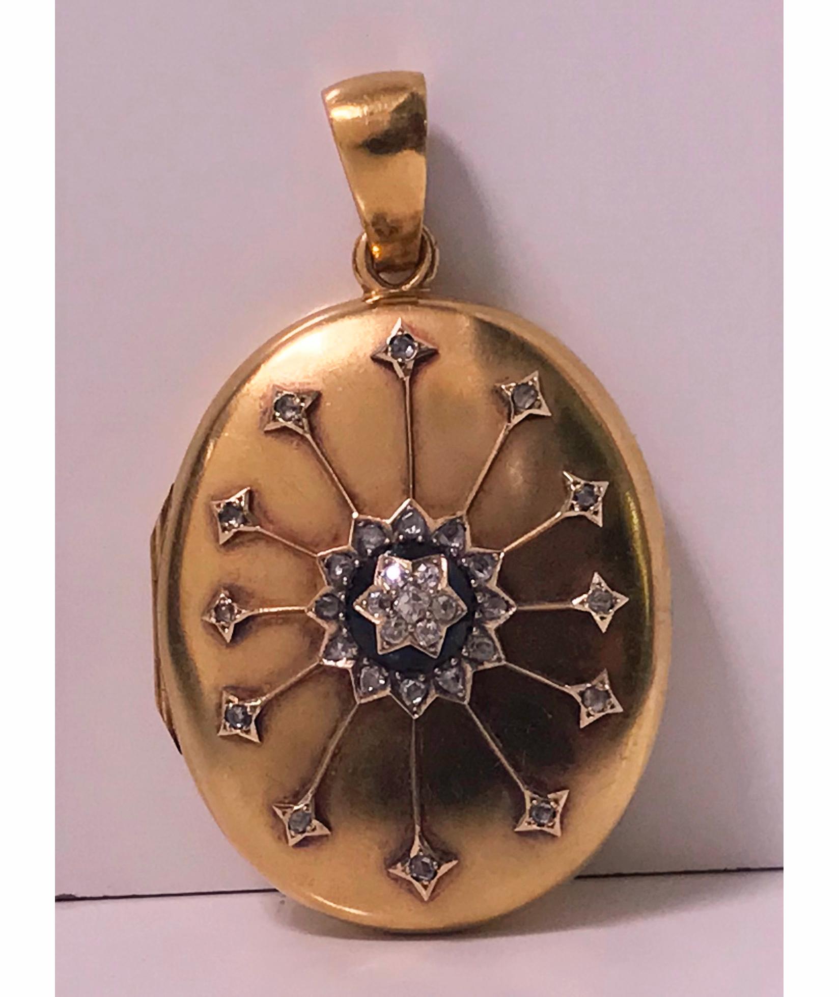 Antique 18-Karat Diamond large Pendant Locket, circa 1860 In Good Condition In Toronto, Ontario