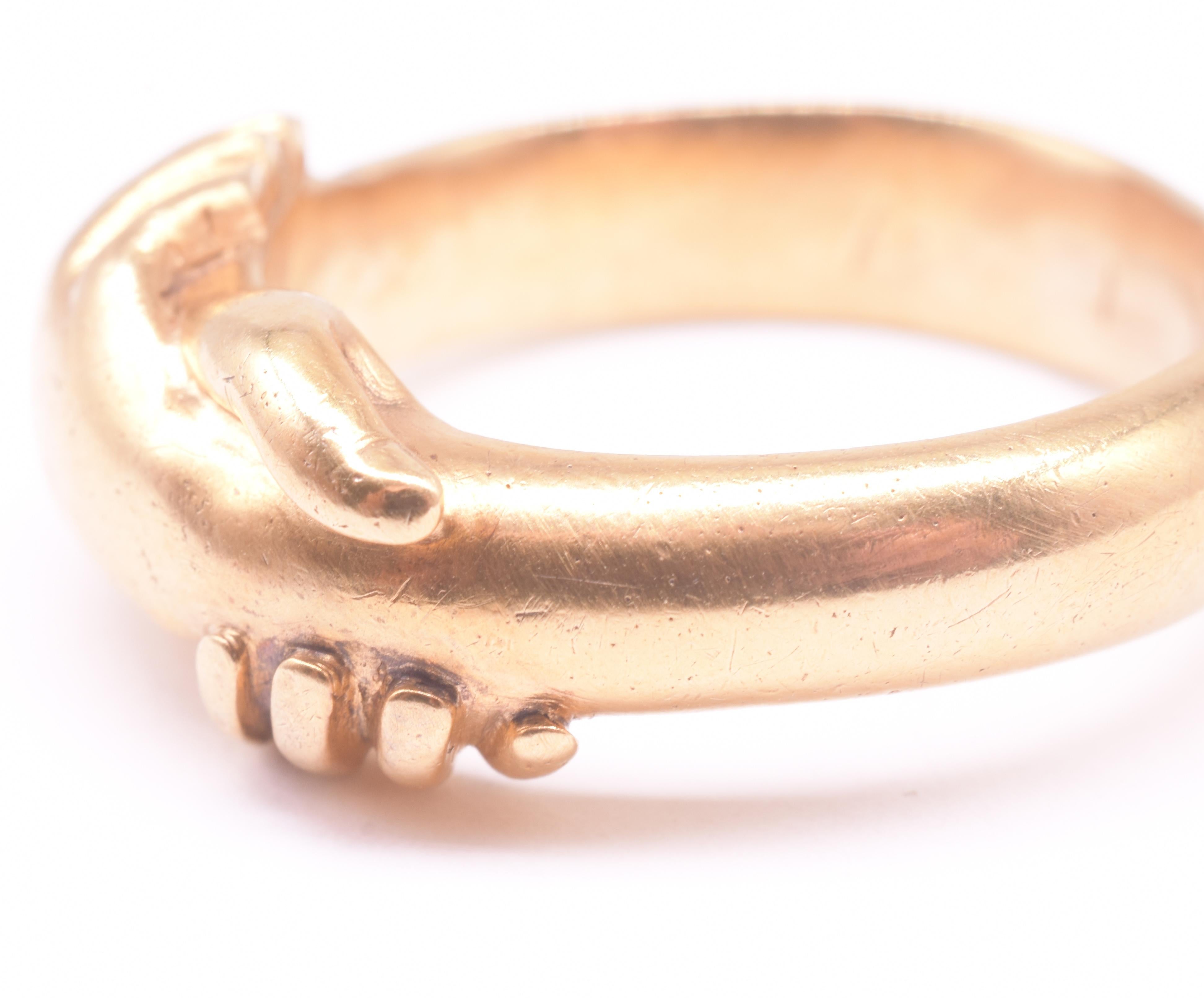 Georgian 18K Fede Friendship Ring with Clasped Hands Motif For Sale 11