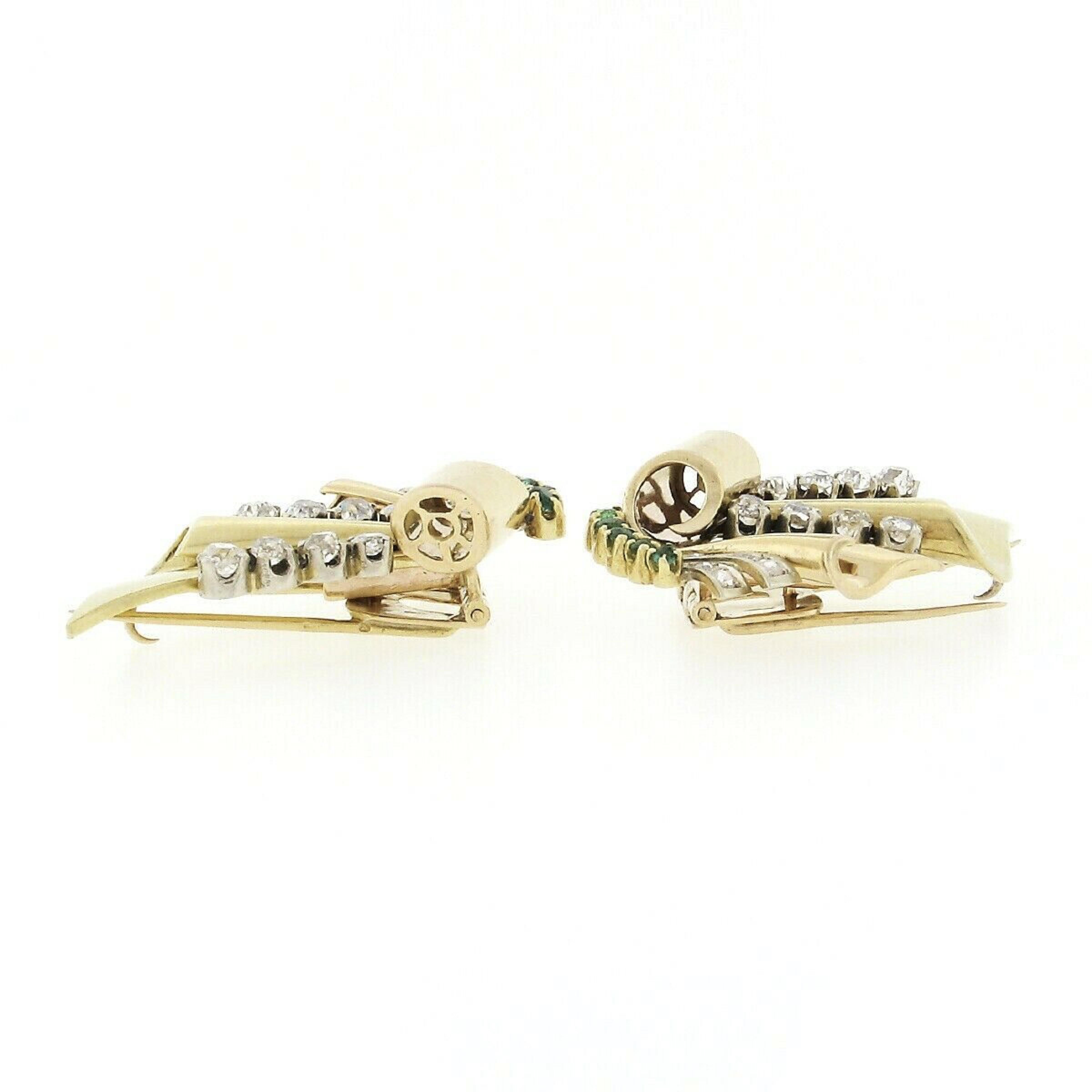 Broche à clip pour robe ancienne en or 18 carats avec double ruban d'émeraudes et diamants taille ancienne de 3,24 carats en vente 3