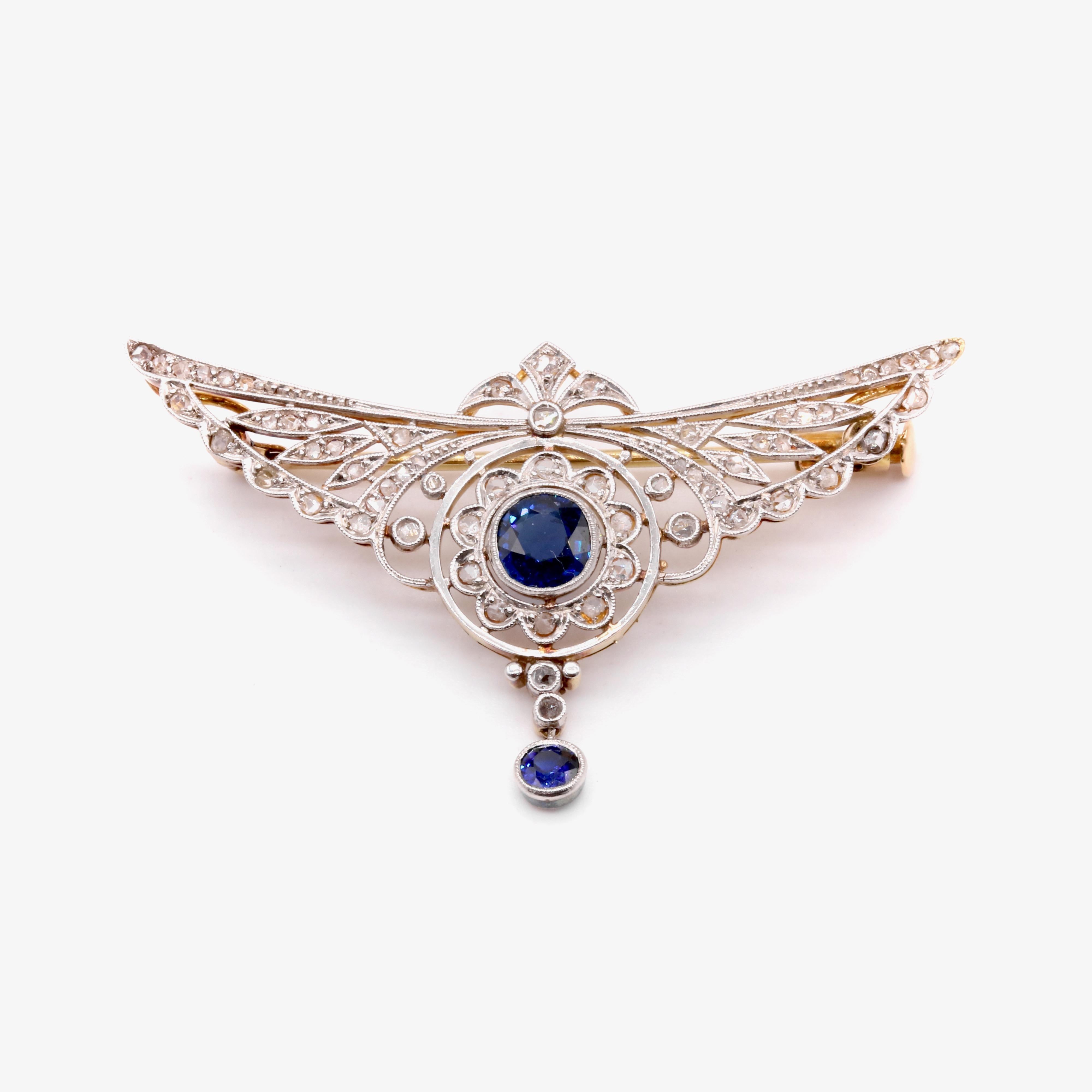 Antique 18K Gold and Platinum 0.7ct Sapphire and Diamond Openwork Winged Brooch In Good Condition In Staines-Upon-Thames, GB