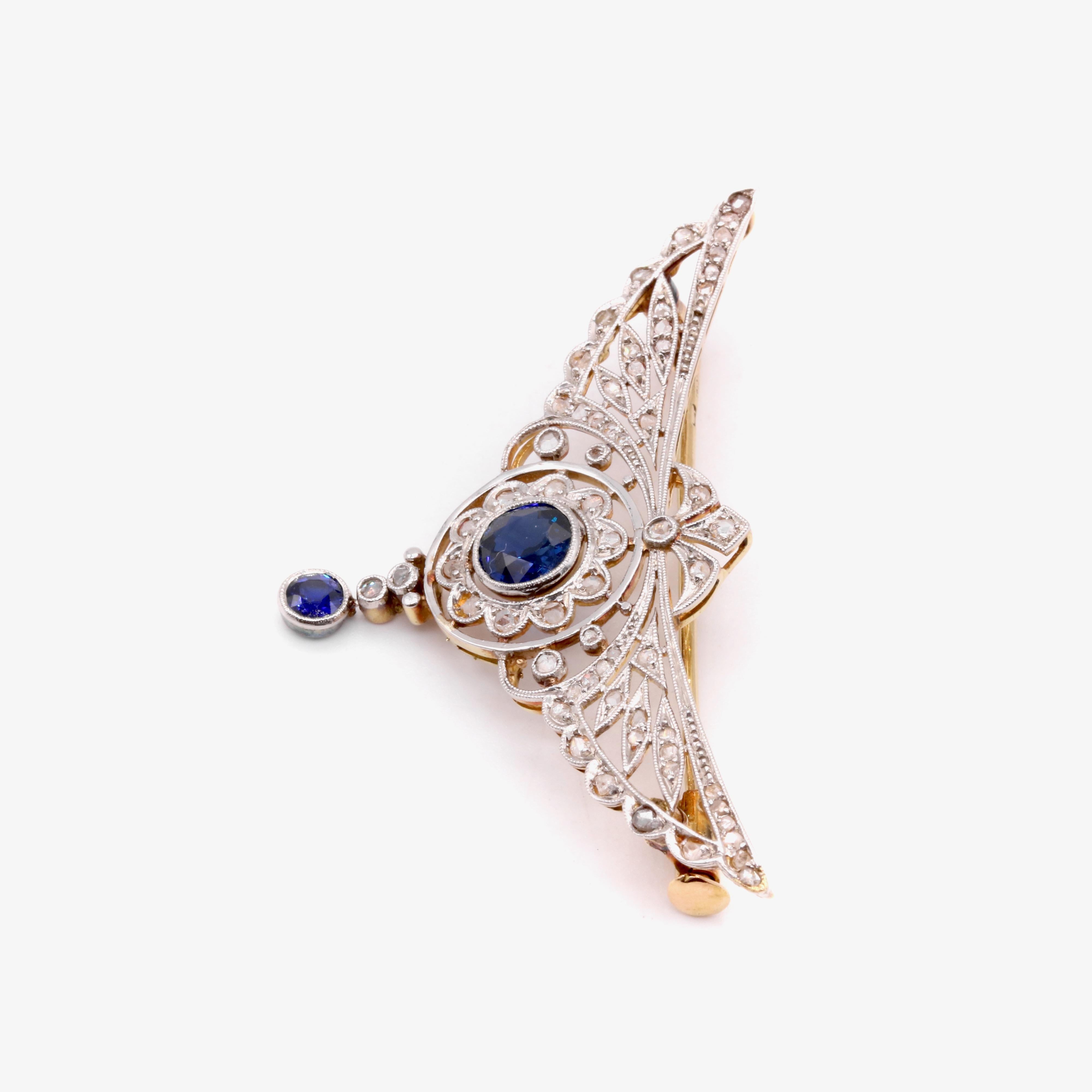 Women's or Men's Antique 18K Gold and Platinum 0.7ct Sapphire and Diamond Openwork Winged Brooch