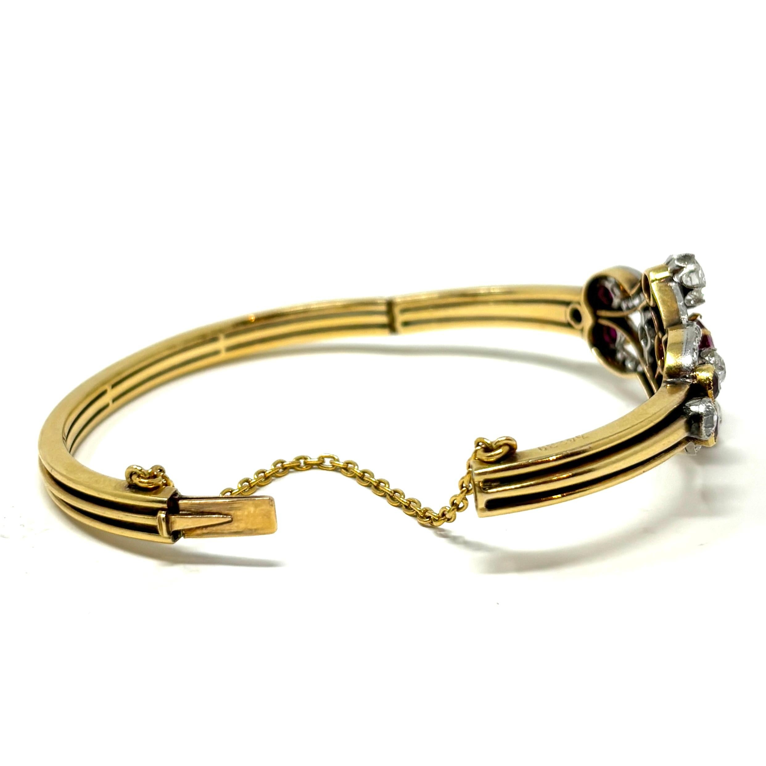 Antiker Armreif aus 18 Karat Gold und Platin mit Rubin und Diamanten, um 1890-1910 für Damen oder Herren